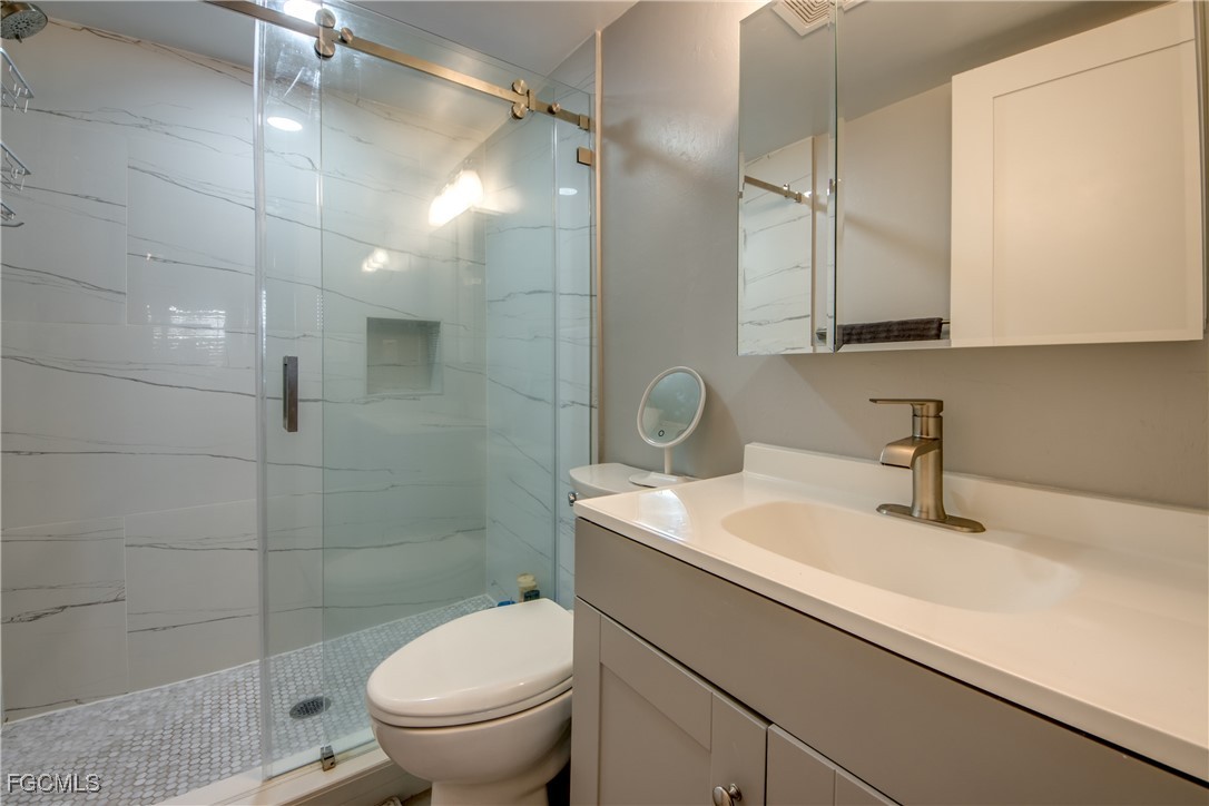 Fort Myers Beach, Florida, 33931, United States, 2 Bedrooms Bedrooms, ,2 BathroomsBathrooms,Residential,For Sale,2009064