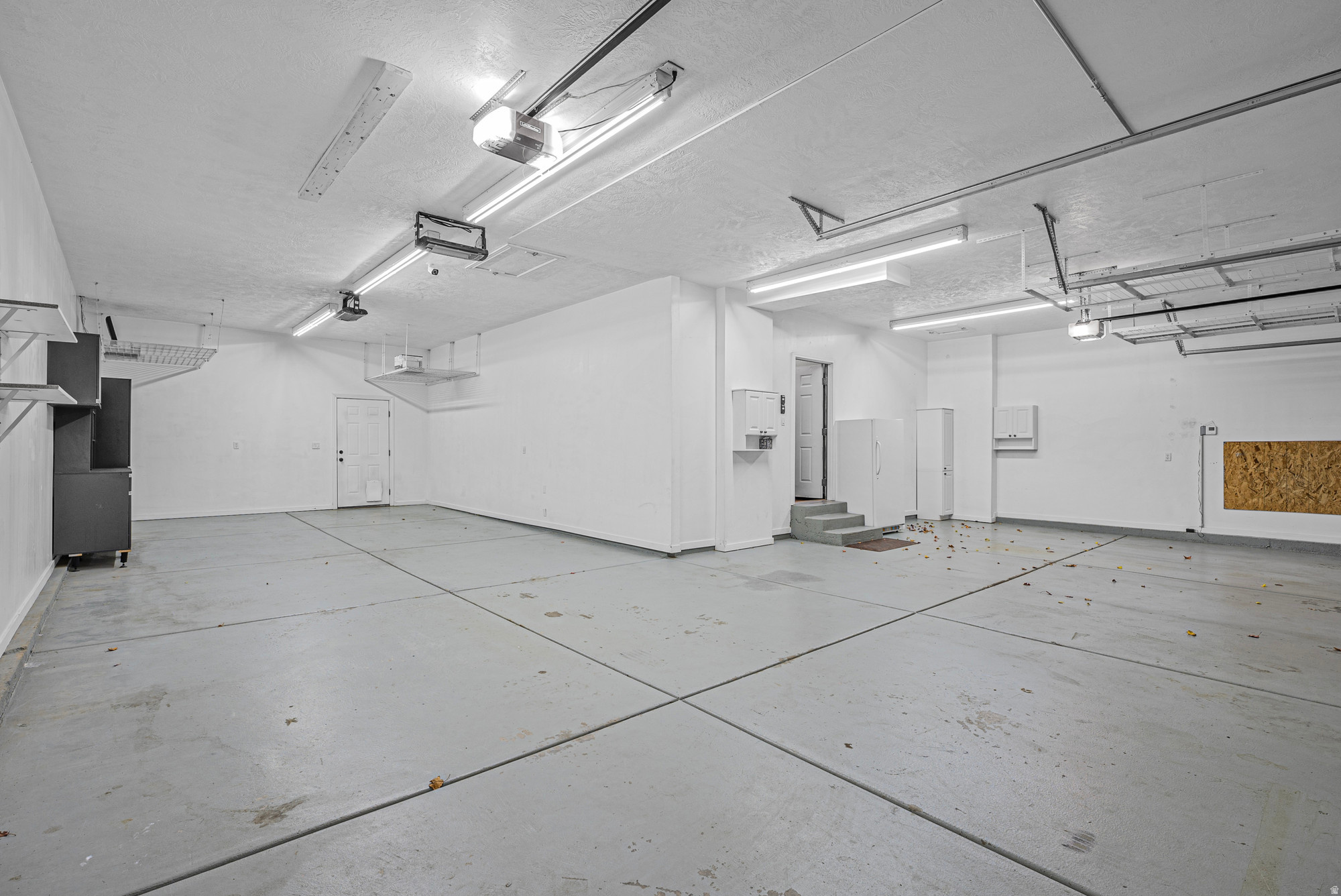 Herriman, Utah, 84096, United States, 3 Bedrooms Bedrooms, ,5 BathroomsBathrooms,Residential,For Sale,1991889