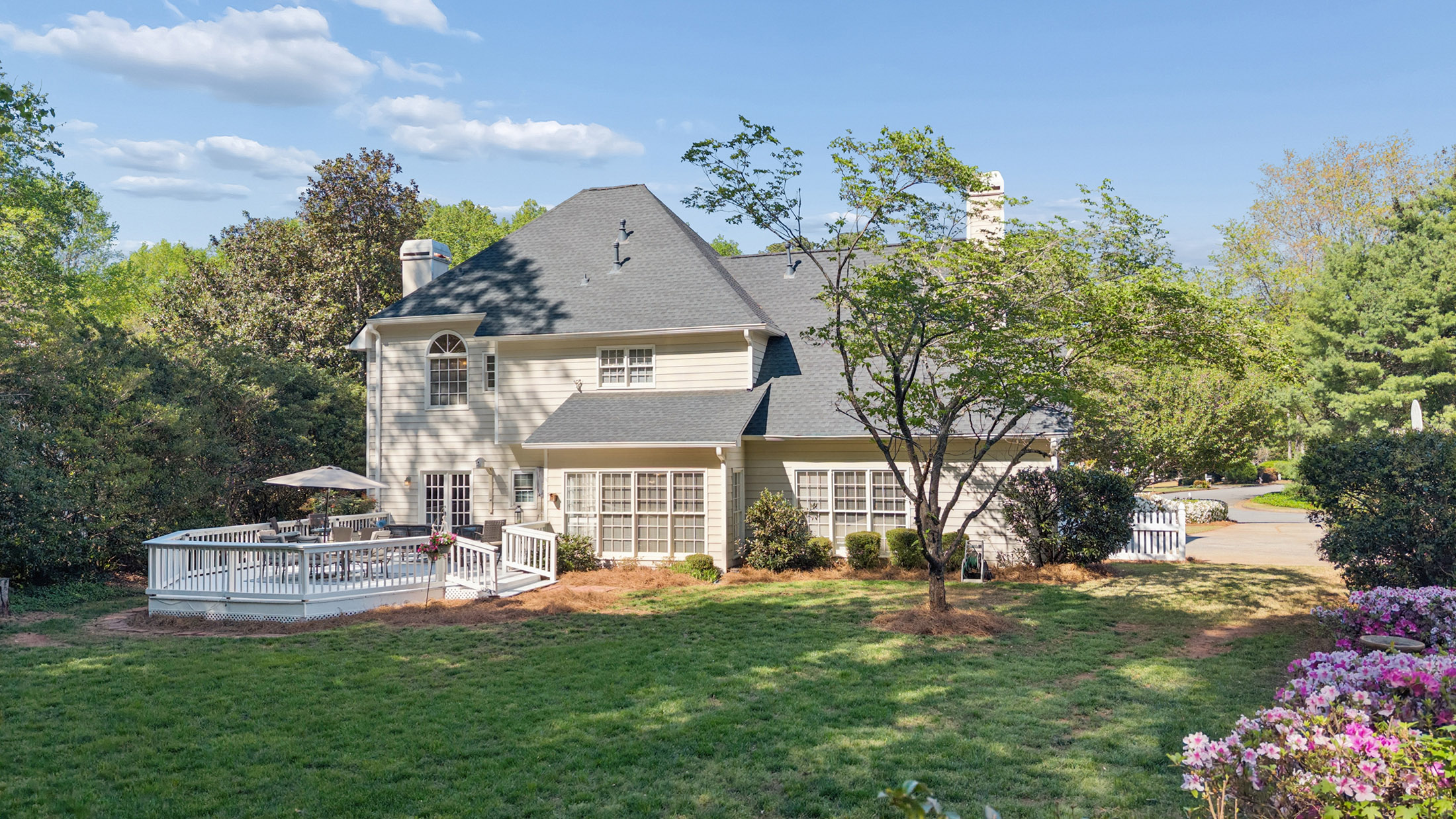  Unbeatable Appeal and Location in Crabapple Chase - 物件實景