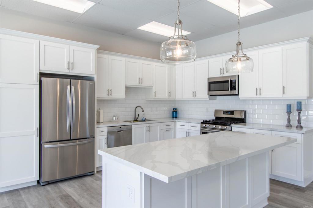 Carlsbad, California, 92011, United States, 3 Bedrooms Bedrooms, ,2 BathroomsBathrooms,Residential,For Sale,1941594