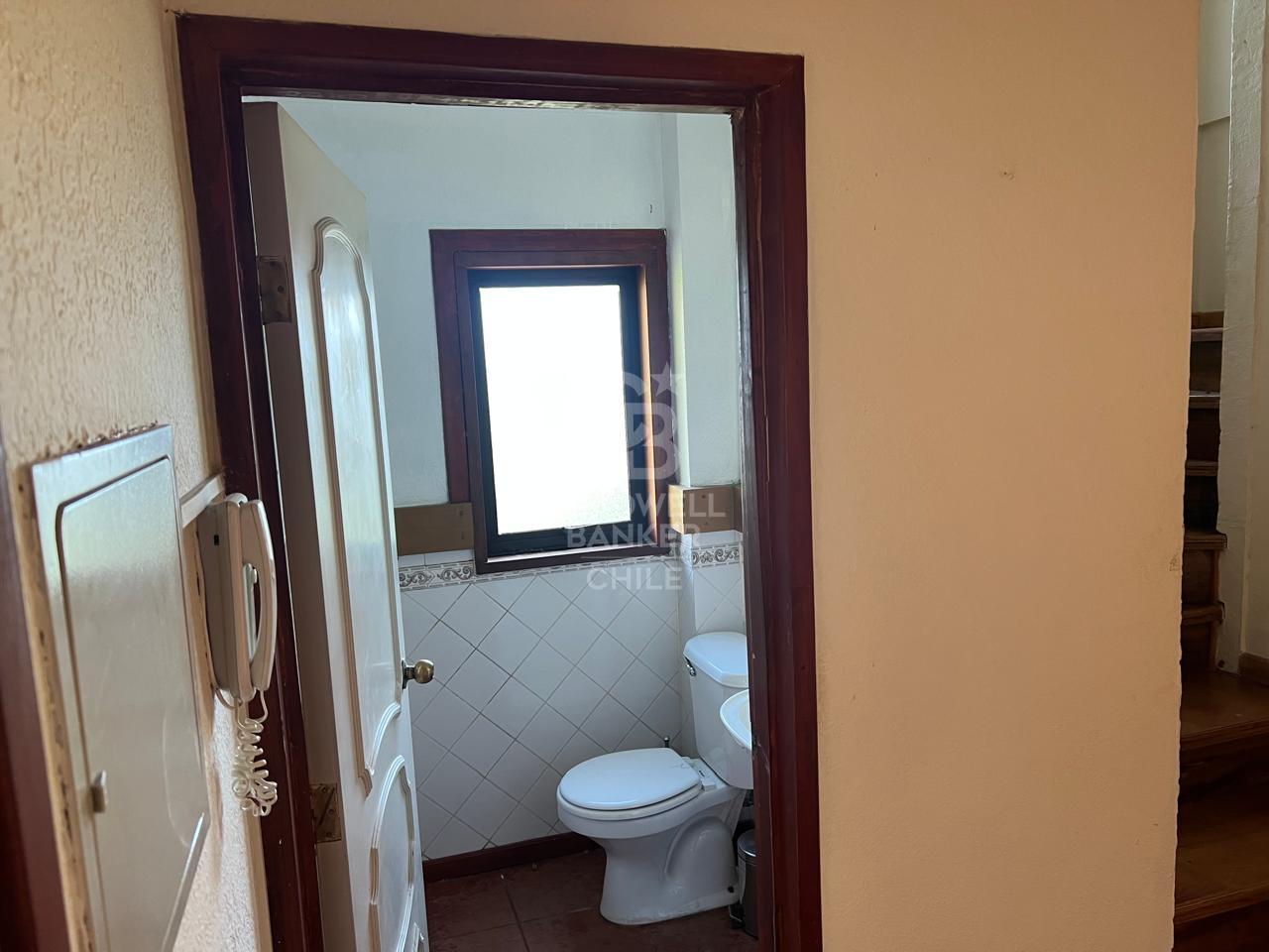 Puerto Varas, Chile, 5 Bedrooms Bedrooms, ,3 BathroomsBathrooms,Residential,For Sale,1837994