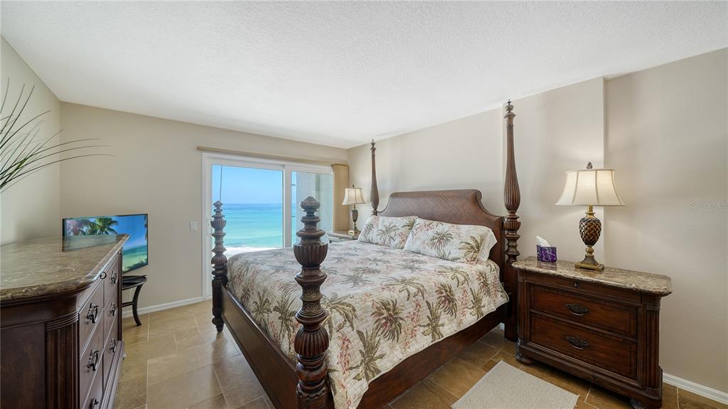 Sarasota, Florida, 34242, United States, 2 Bedrooms Bedrooms, ,2 BathroomsBathrooms,Residential,For Sale,1827426