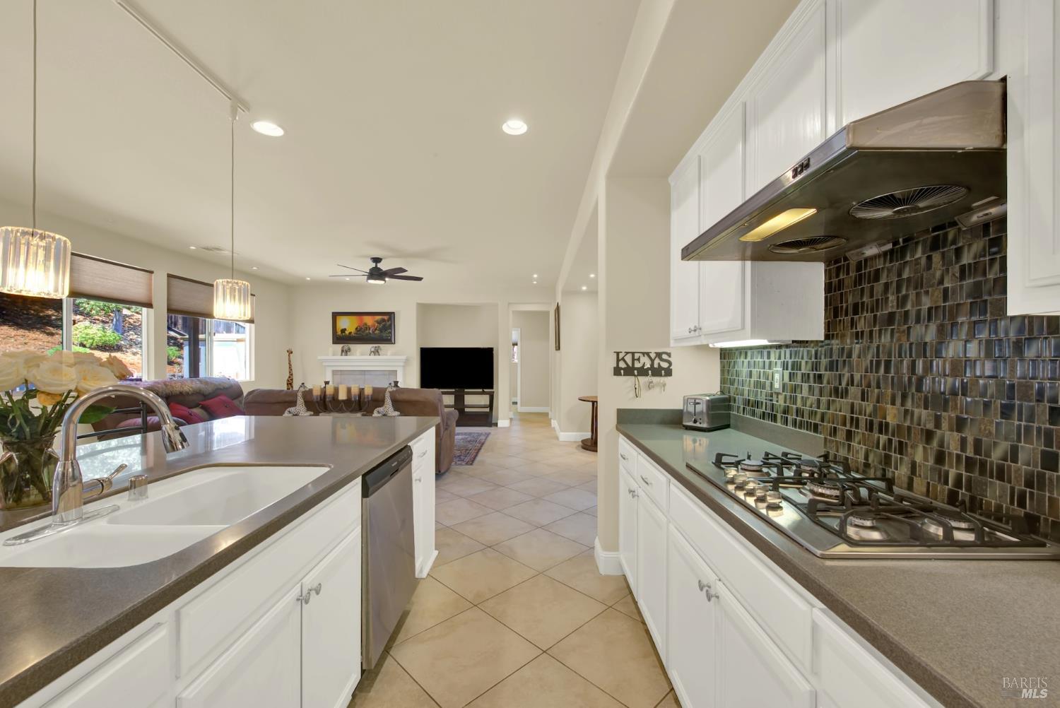 Fairfield, California, 94534, United States, 5 Bedrooms Bedrooms, ,4 BathroomsBathrooms,Residential,For Sale,1892919