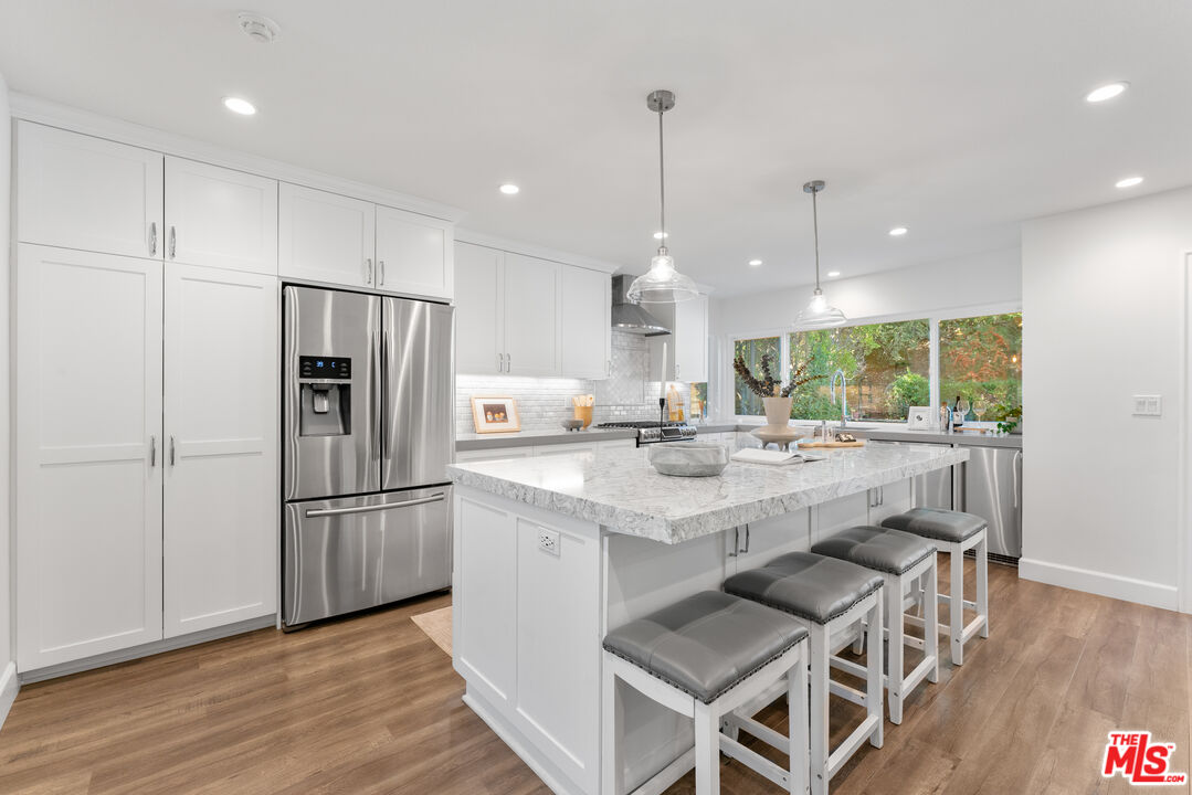 Porter Ranch, California, 91326, United States, 4 Bedrooms Bedrooms, ,2 BathroomsBathrooms,Residential,For Sale,1989197