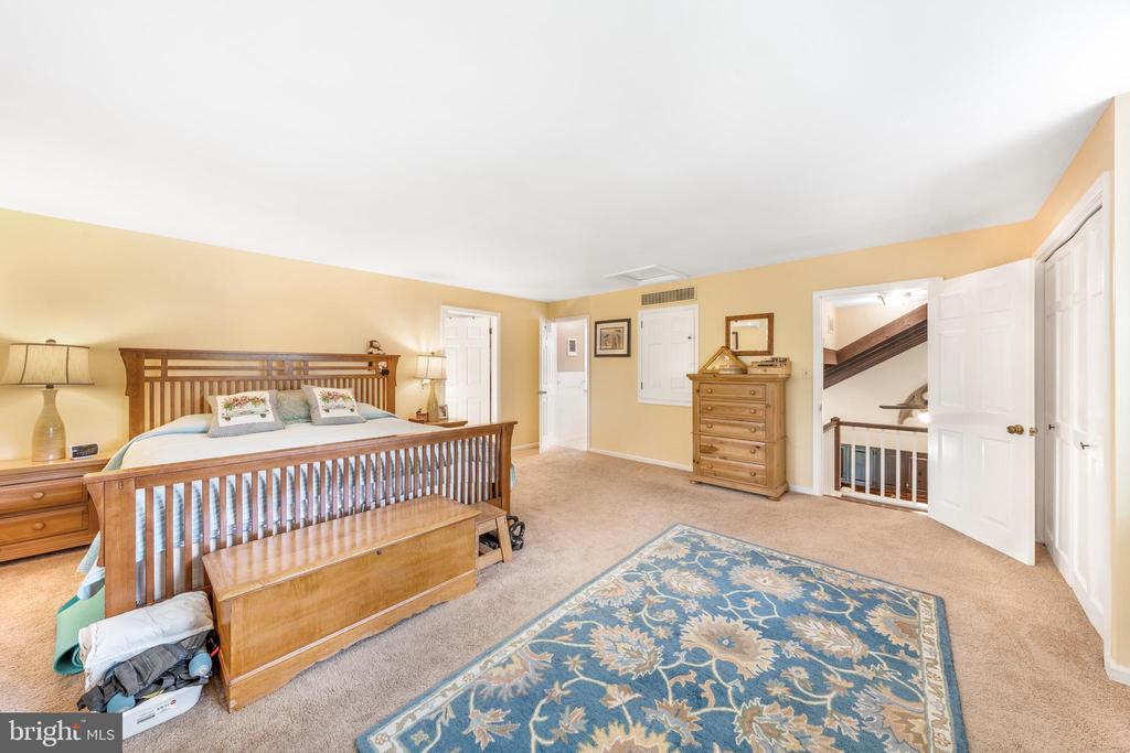 Newtown, Pennsylvania, 18940, United States, 4 Bedrooms Bedrooms, ,4 BathroomsBathrooms,Residential,For Sale,1995554