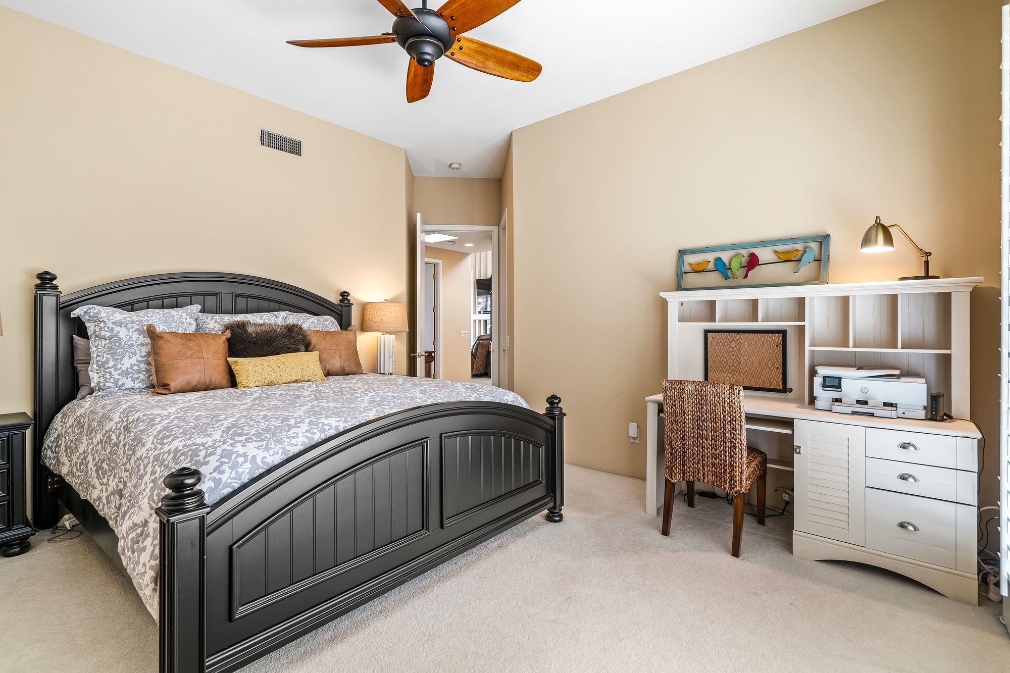  where  desert light meets the water’s edge - 物件實景