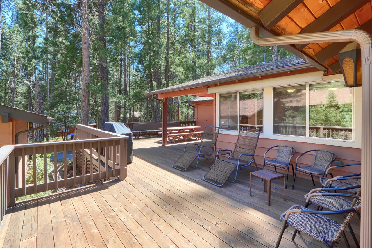 Wawona, California, 95389, United States, 3 Bedrooms Bedrooms, ,2 BathroomsBathrooms,Residential,For Sale,1835997