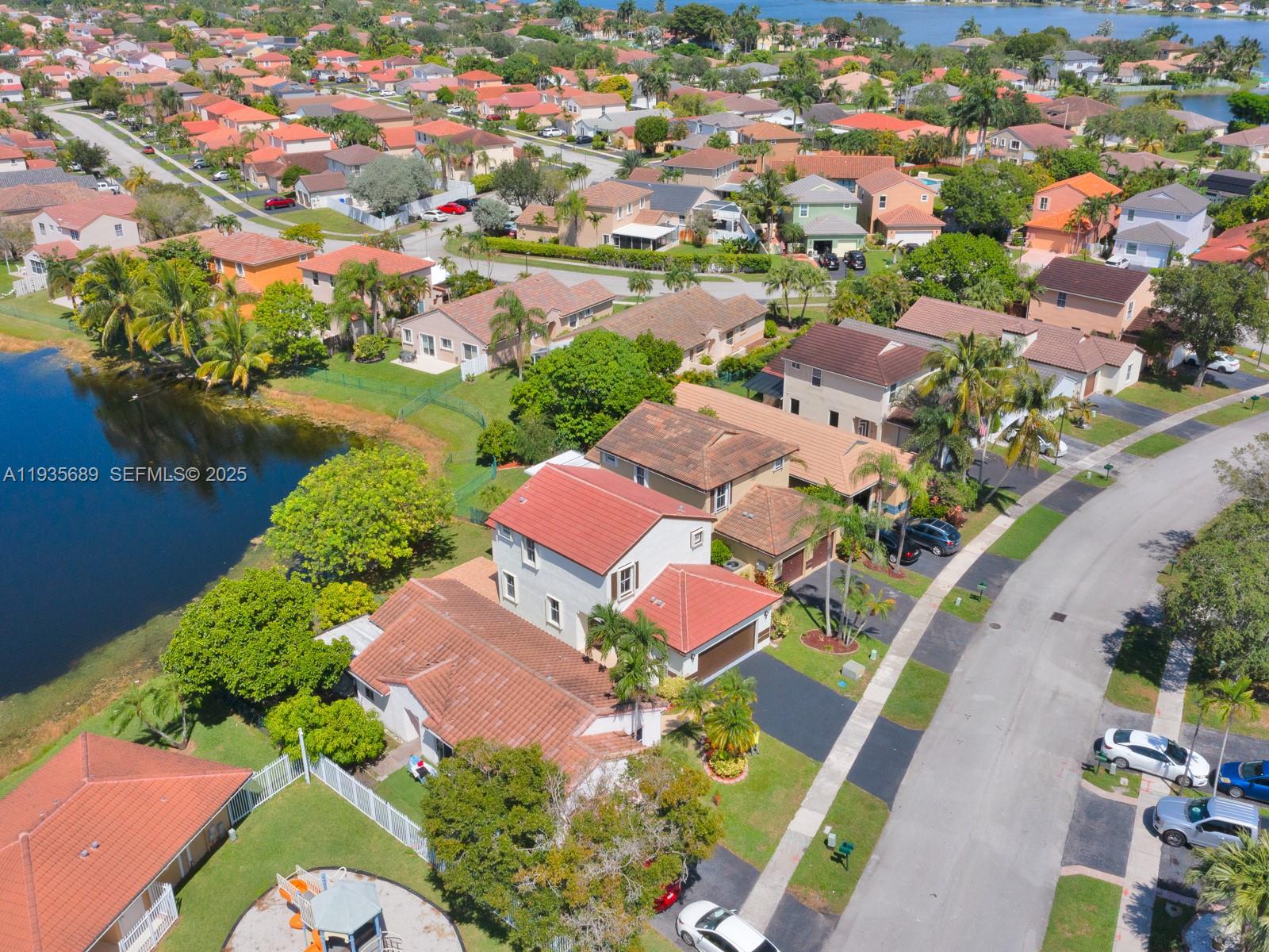 Pembroke Pines, Florida, 33029, United States, 3 Bedrooms Bedrooms, ,2 BathroomsBathrooms,Residential,For Sale,2006378