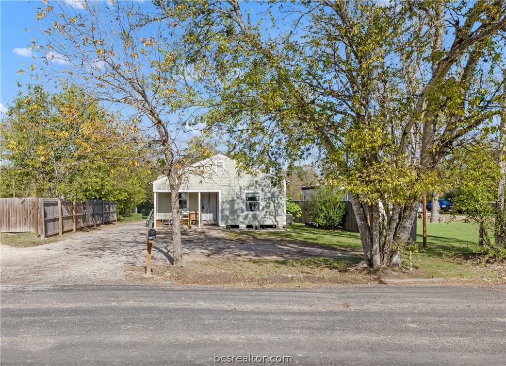 Una Ave, Bryan, TX 77803 #1