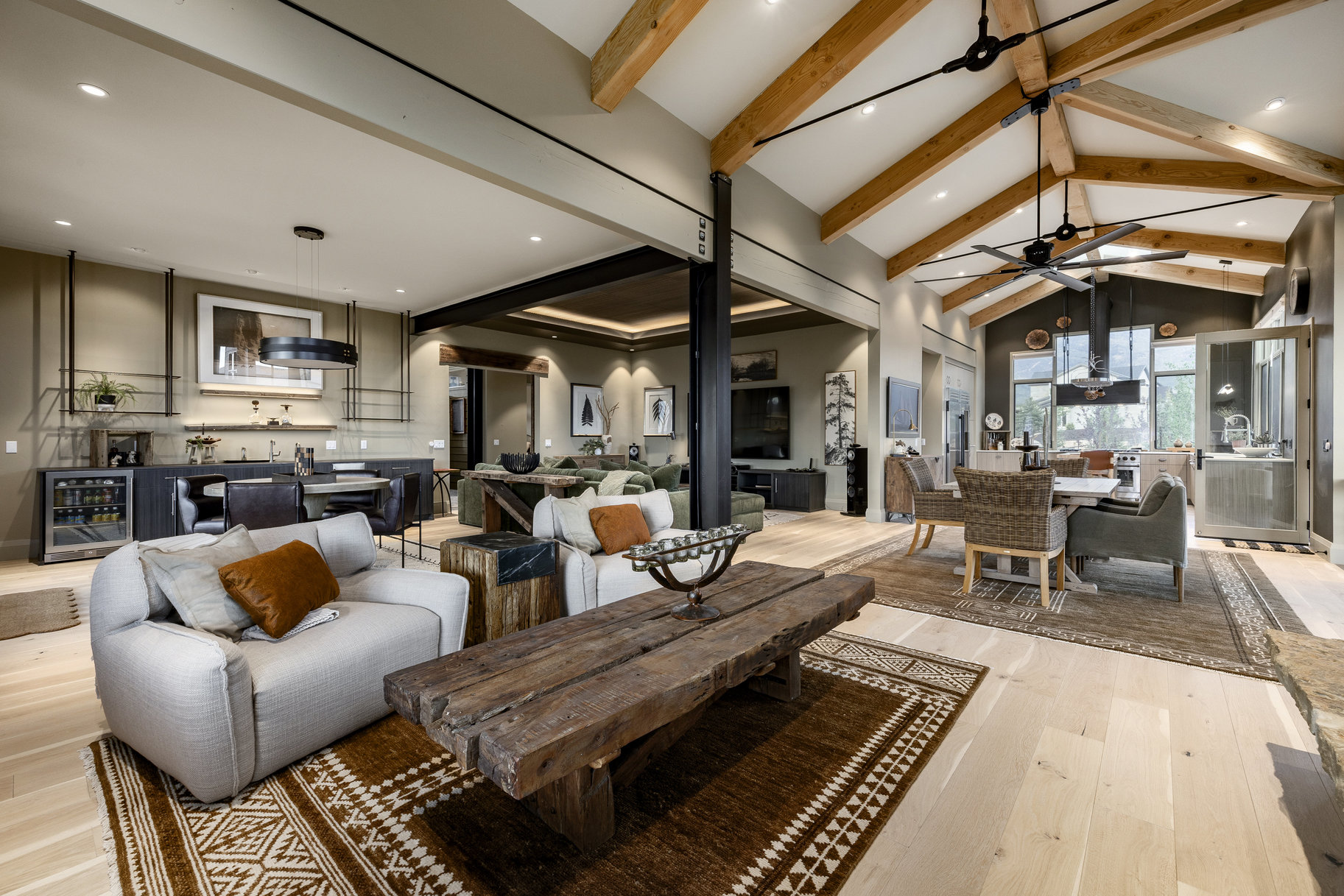  Rural Chic Farmhouse with Expansive Views and Seclusion - 物件實景