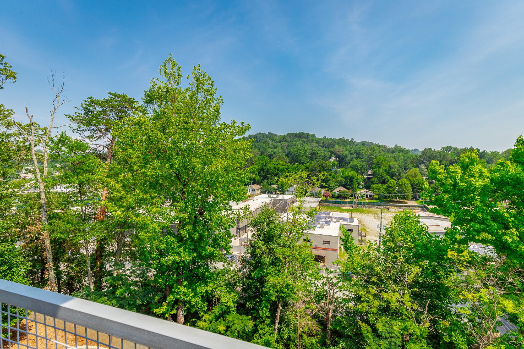 Chattanooga, Tennessee, 37405, United States, 2 Bedrooms Bedrooms, ,2 BathroomsBathrooms,Residential,For Sale,1875132