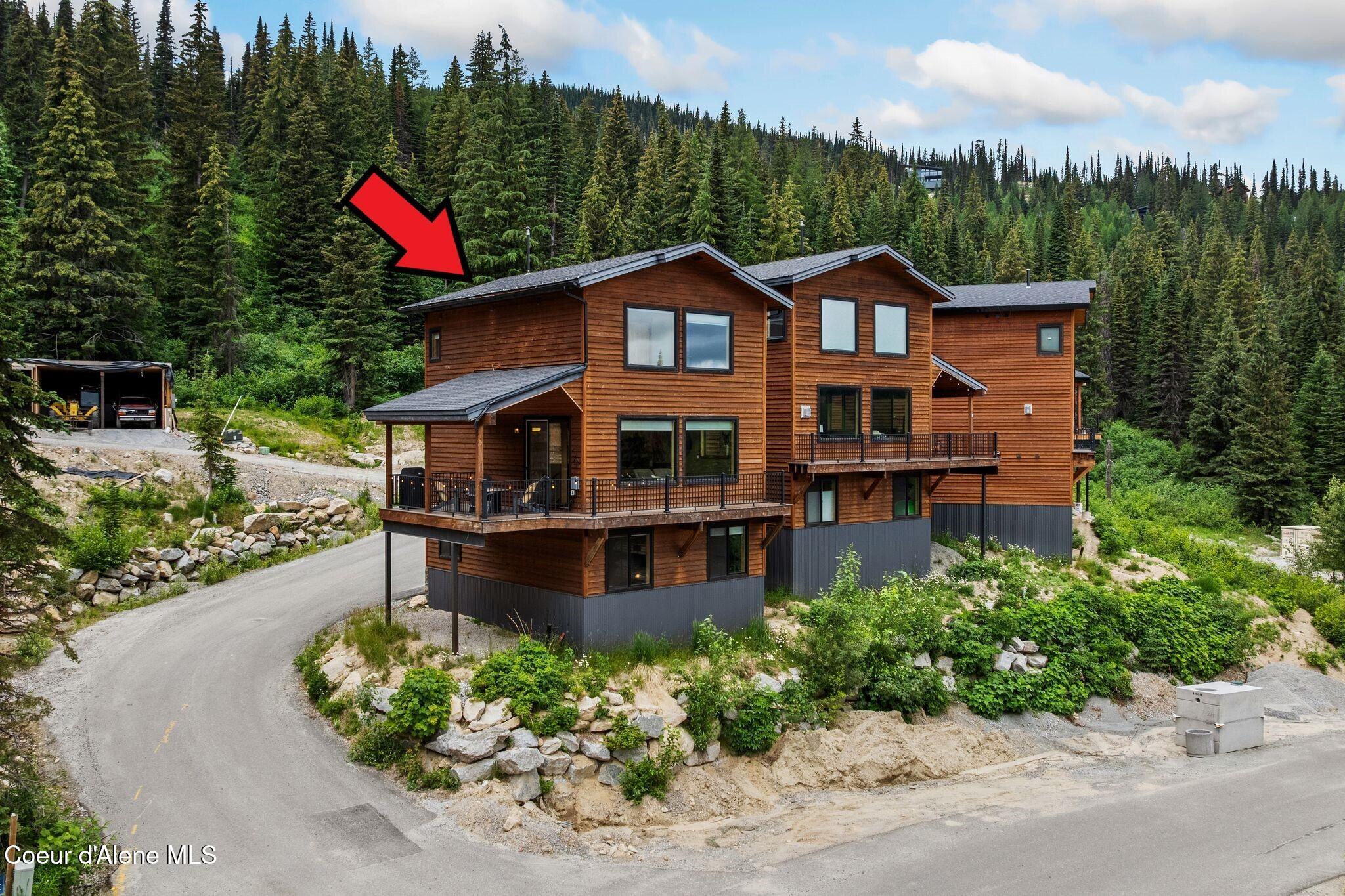 Sandpoint, Idaho, 83864, United States, 3 Bedrooms Bedrooms, ,3 BathroomsBathrooms,Residential,For Sale,1894320