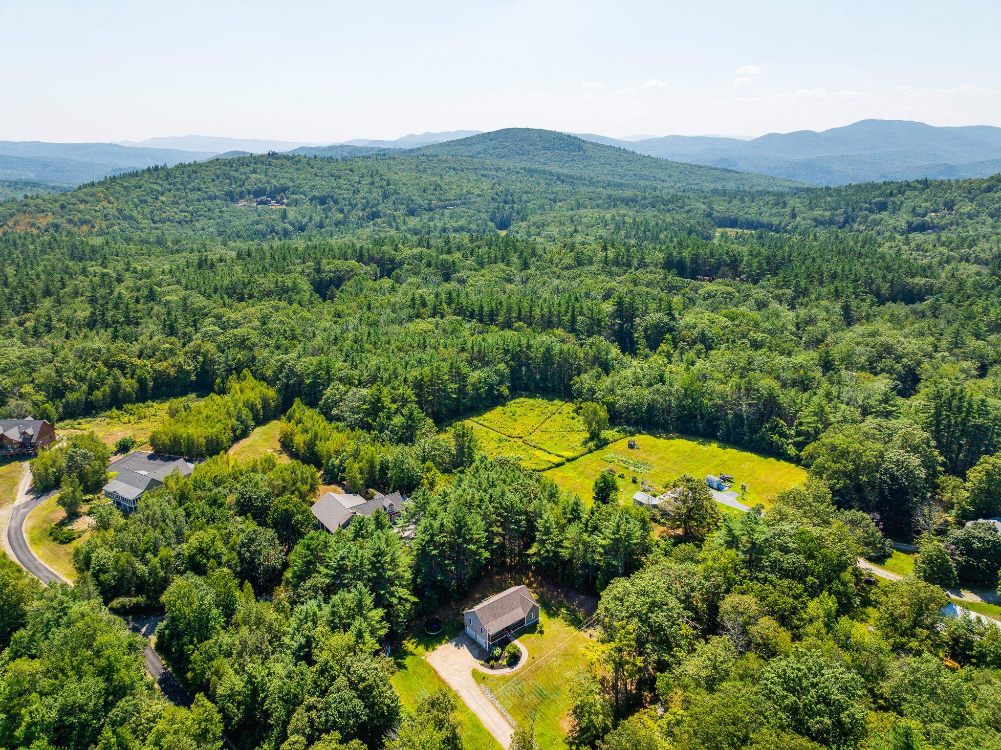 Holderness, New Hampshire, 03245, United States, 3 Bedrooms Bedrooms, ,2 BathroomsBathrooms,Residential,For Sale,1918284