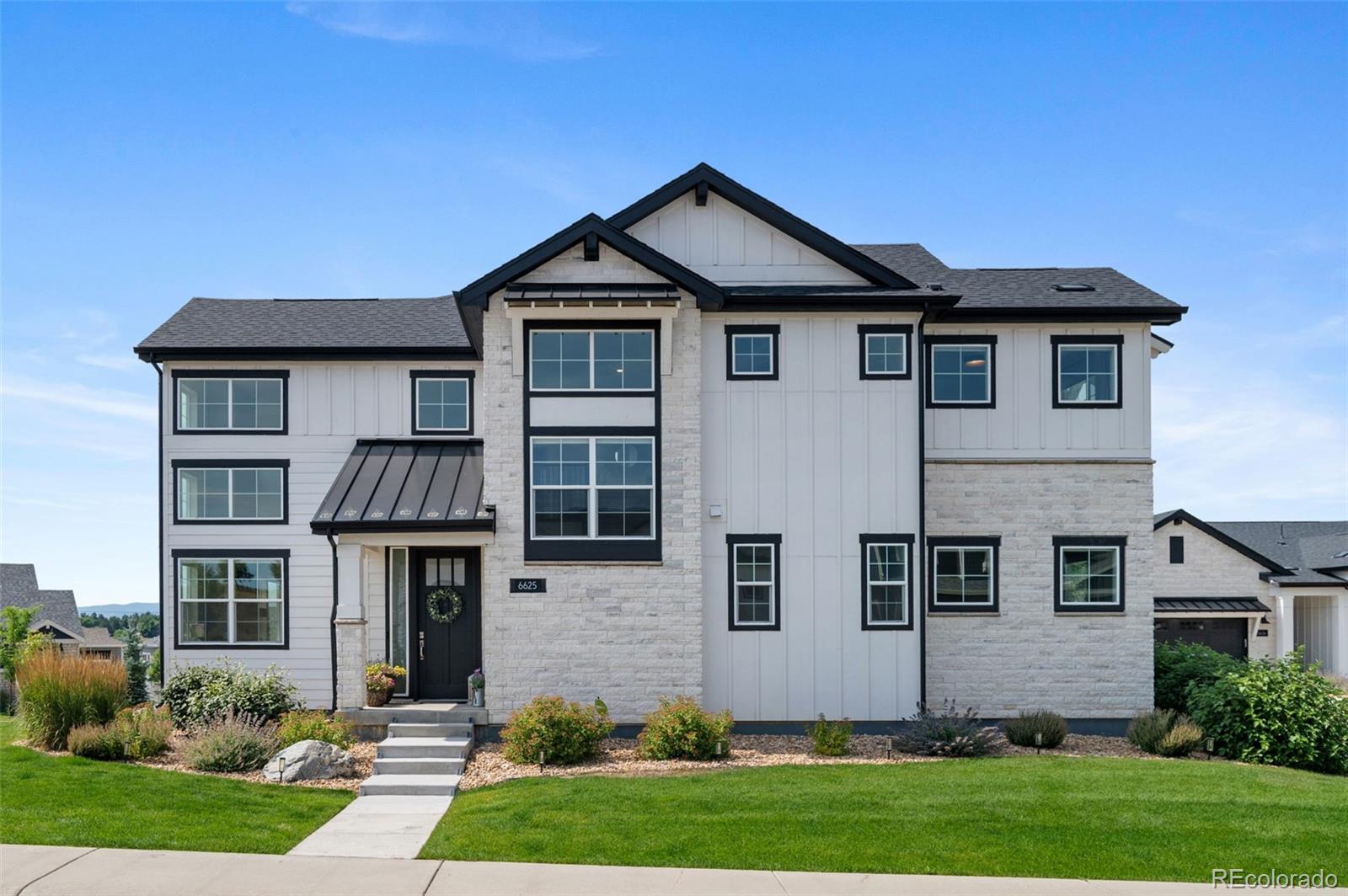 Littleton, Colorado, 80127, United States, 6 Bedrooms Bedrooms, ,2 BathroomsBathrooms,Residential,For Sale,1941297