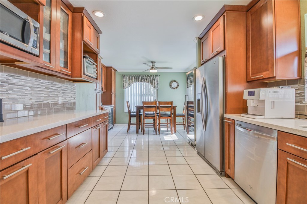 Valencia, California, 91354, United States, 3 Bedrooms Bedrooms, ,3 BathroomsBathrooms,Residential,For Sale,2034142