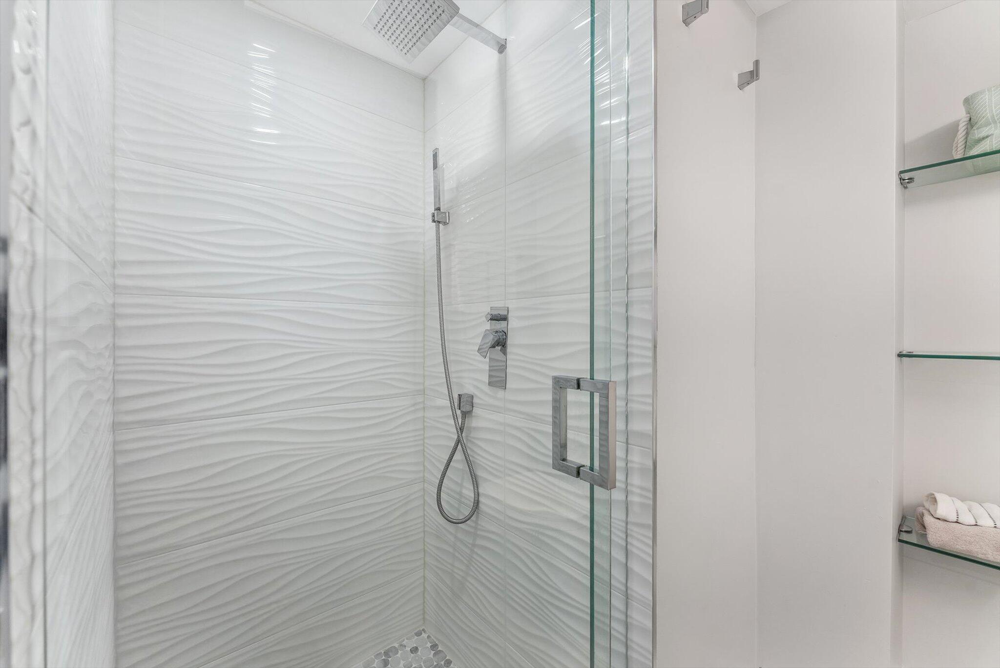 Delray Beach, Florida, 33483, United States, 1 Bedroom Bedrooms, ,2 BathroomsBathrooms,Residential,For Sale,1994435