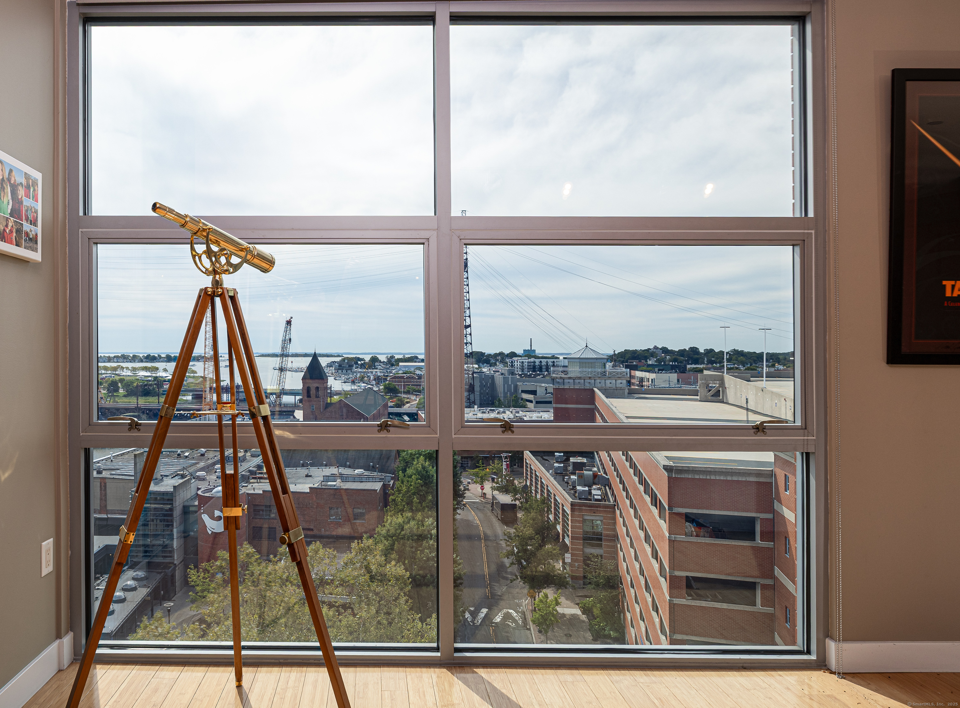 Norwalk, Connecticut, 06854, United States, 3 Bedrooms Bedrooms, ,3 BathroomsBathrooms,Residential,For Sale,1987967