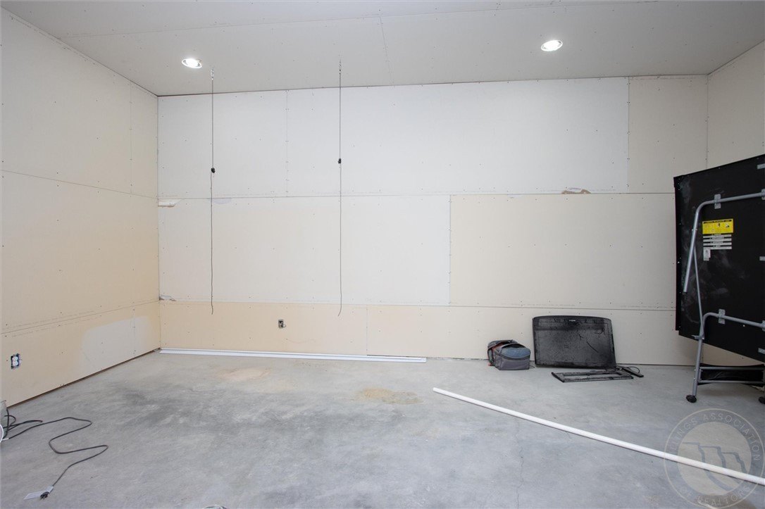 Laurel, Montana, 59044, United States, 4 Bedrooms Bedrooms, ,3 BathroomsBathrooms,Residential,For Sale,1982955