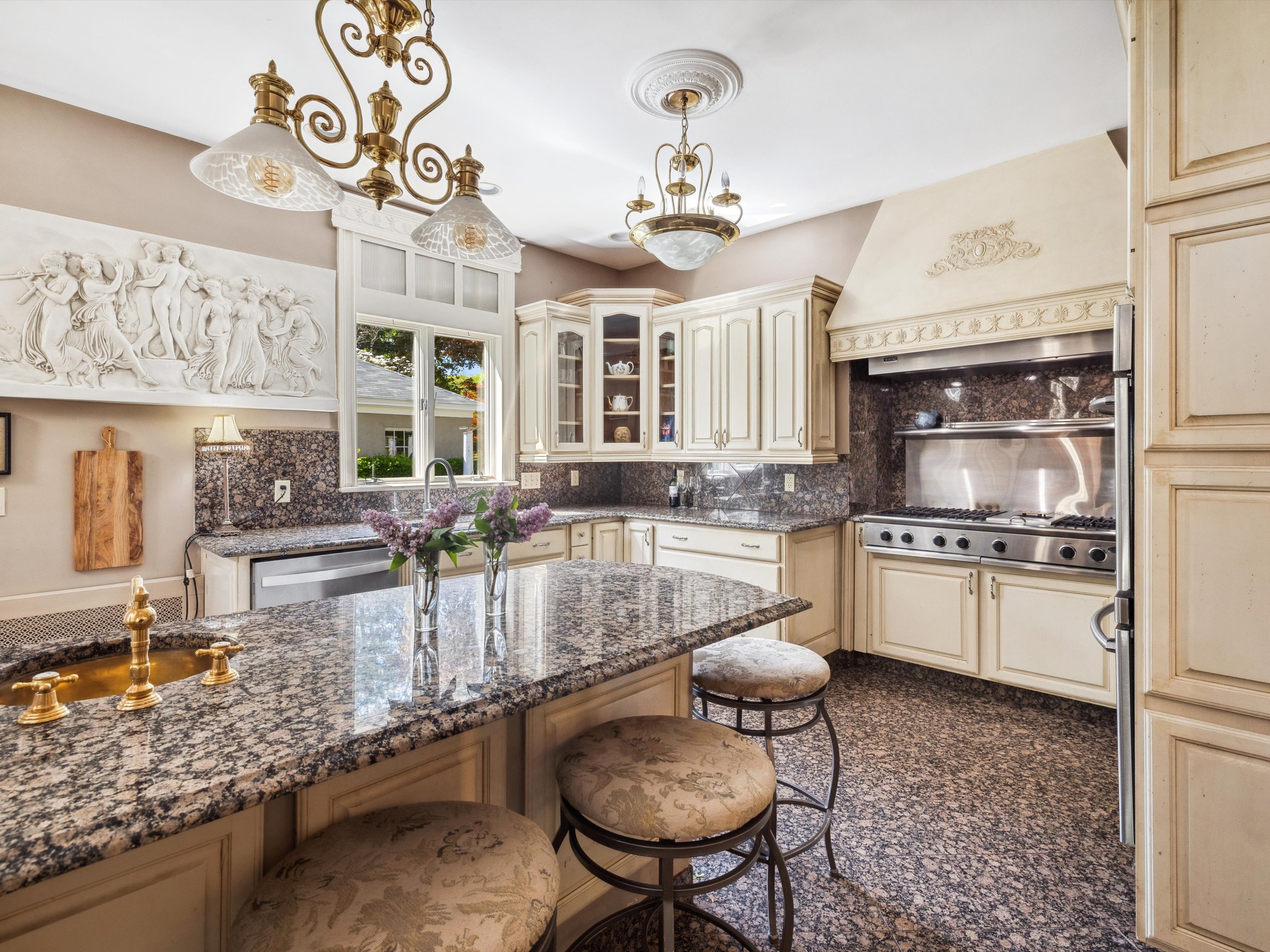  An Unrivaled Richmond Heights Masterpiece: ?The George Gabriel House? - 物件實景