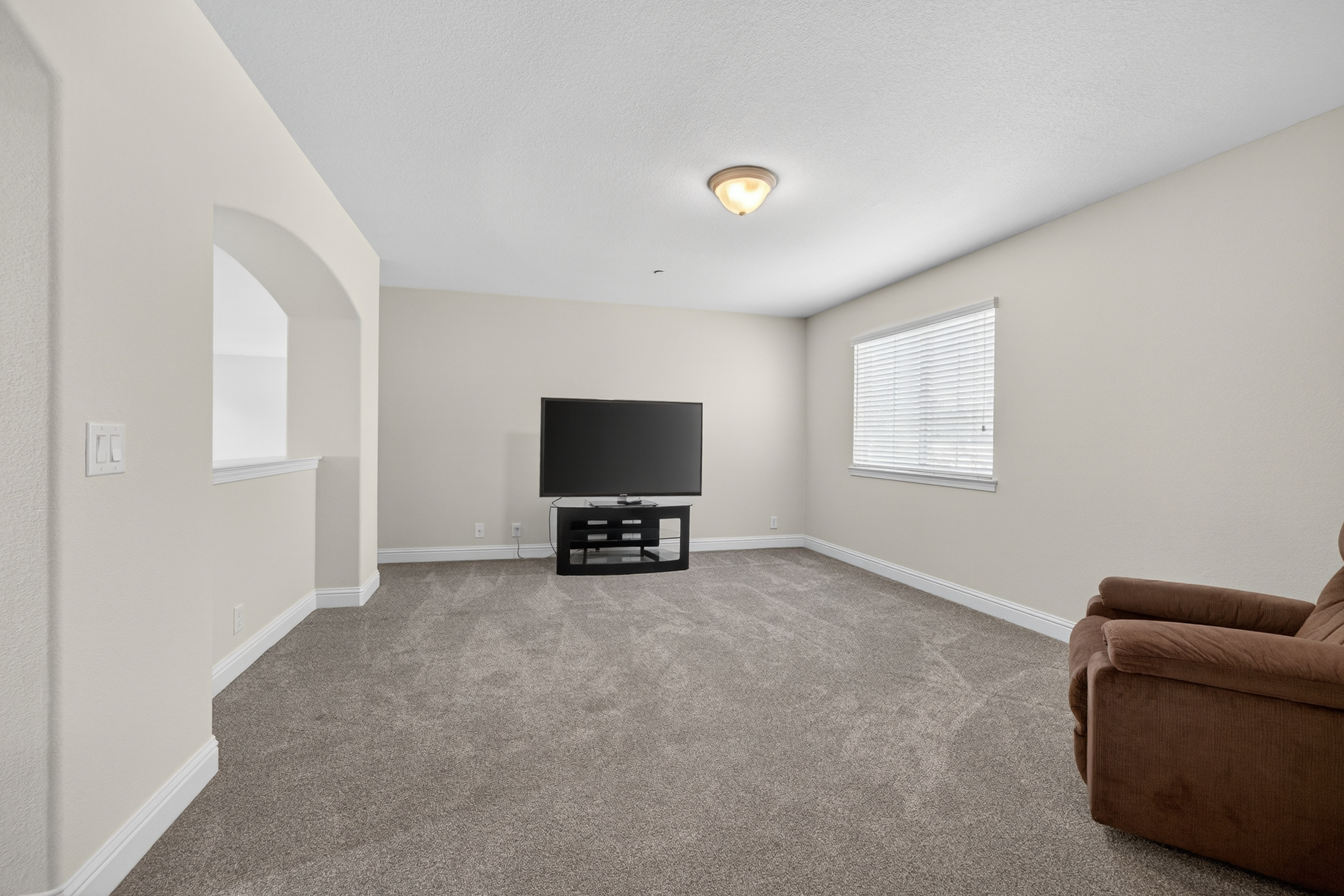  5500 Tierra Gardens Lane, Carmichael, CA 95608 - 物件實景