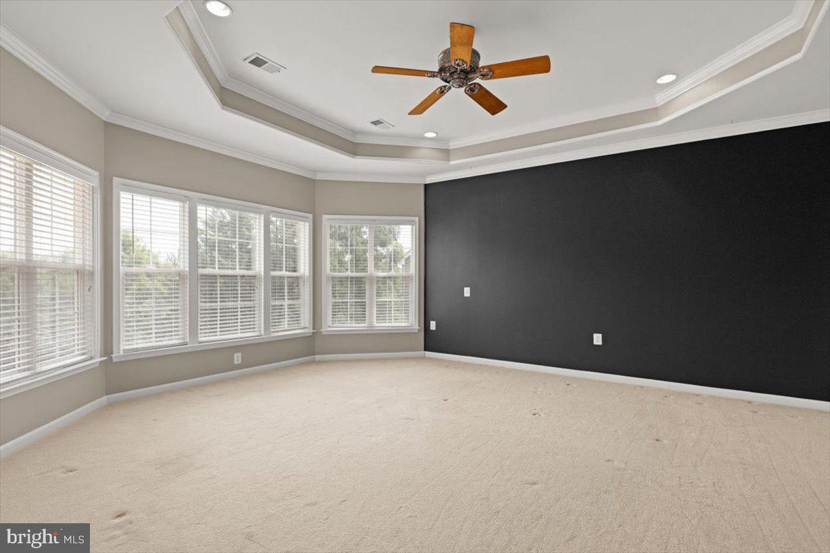 Winchester, Virginia, 22601, United States, 4 Bedrooms Bedrooms, ,5 BathroomsBathrooms,Residential,For Sale,1874493