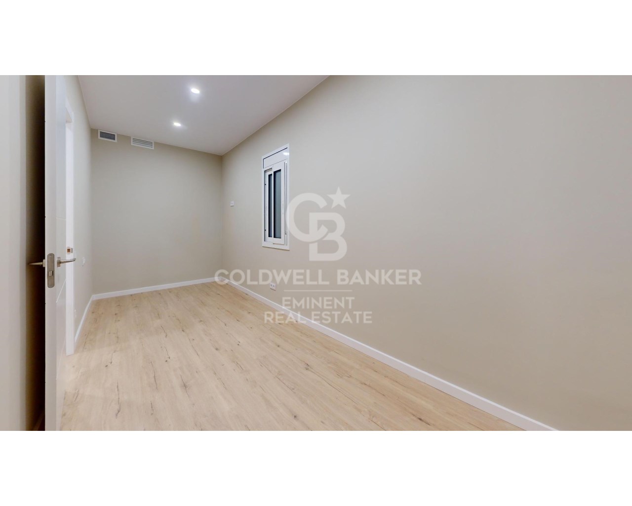 Barcelona, Catalonia, ES, 3 Bedrooms Bedrooms, ,1 BathroomBathrooms,Residential,For Sale,1949864