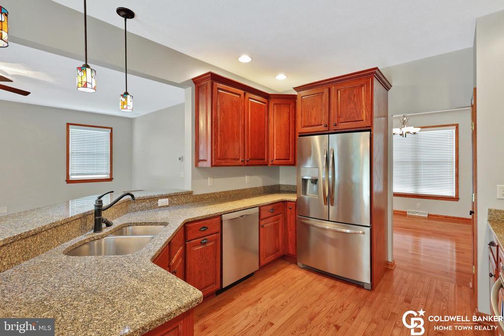 RIDGELEY, West Virginia, 26753, United States, 4 Bedrooms Bedrooms, ,3 BathroomsBathrooms,Residential,For Sale,1940316