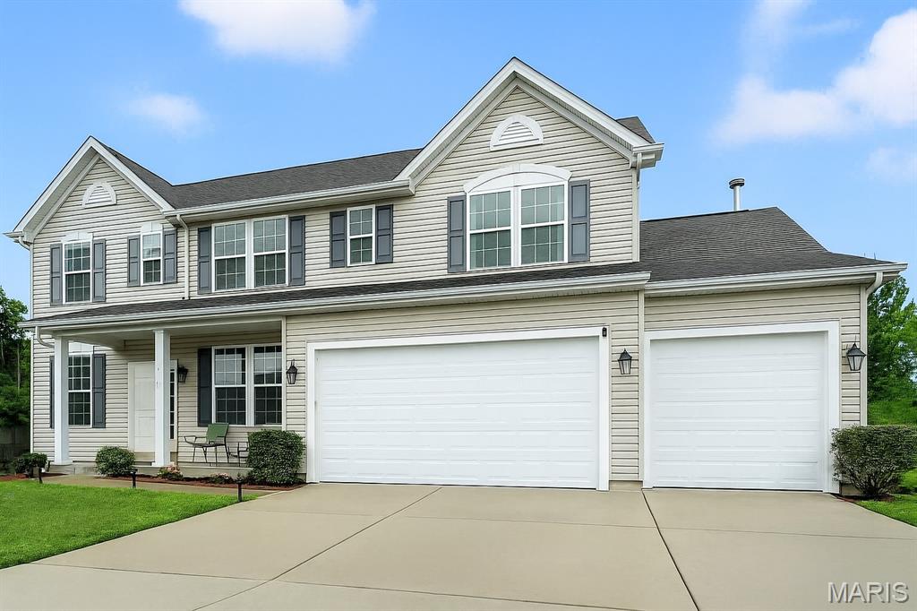 Lake St Louis, Missouri, 63367, United States, 4 Bedrooms Bedrooms, ,3 BathroomsBathrooms,Residential,For Sale,1901127