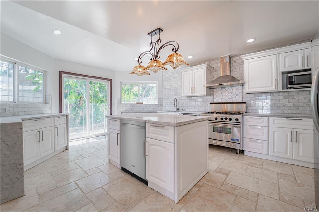 3697 Elford Dr, Whittier, California, 90601, United States, 4 Bedrooms Bedrooms, ,5 BathroomsBathrooms,Residential,For Sale,3697 Elford Dr,1103962