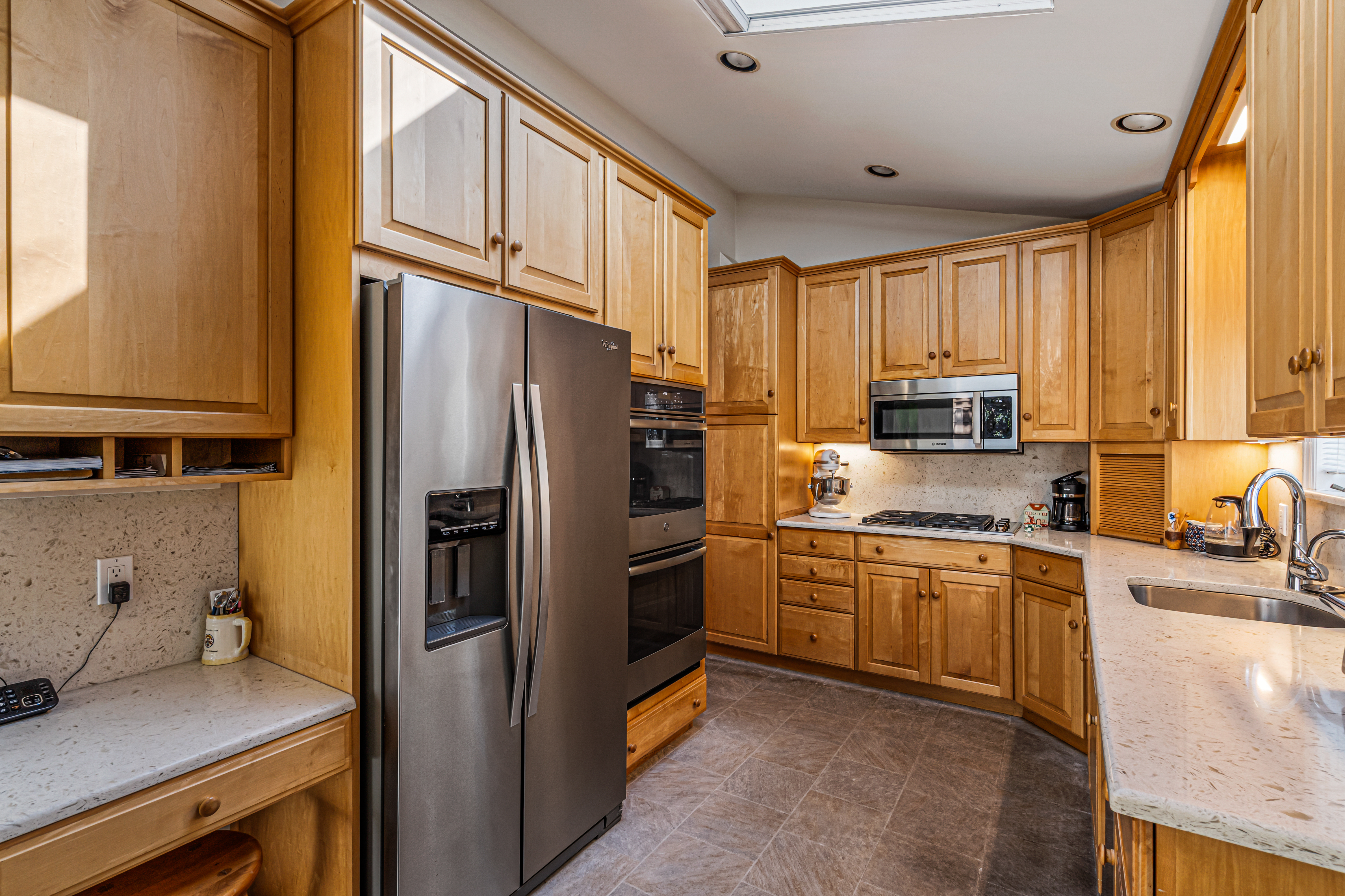  45 Driftwood Drive, Port Washington, NY 11050 - 物件實景
