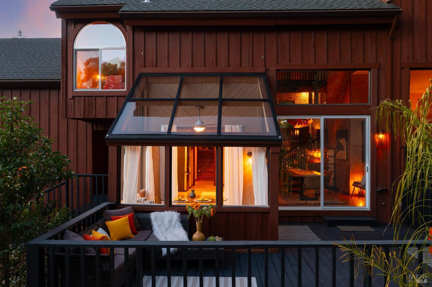 Santa Rosa, California, 95404, United States, 5 Bedrooms Bedrooms, ,4 BathroomsBathrooms,Residential,For Sale,1982692