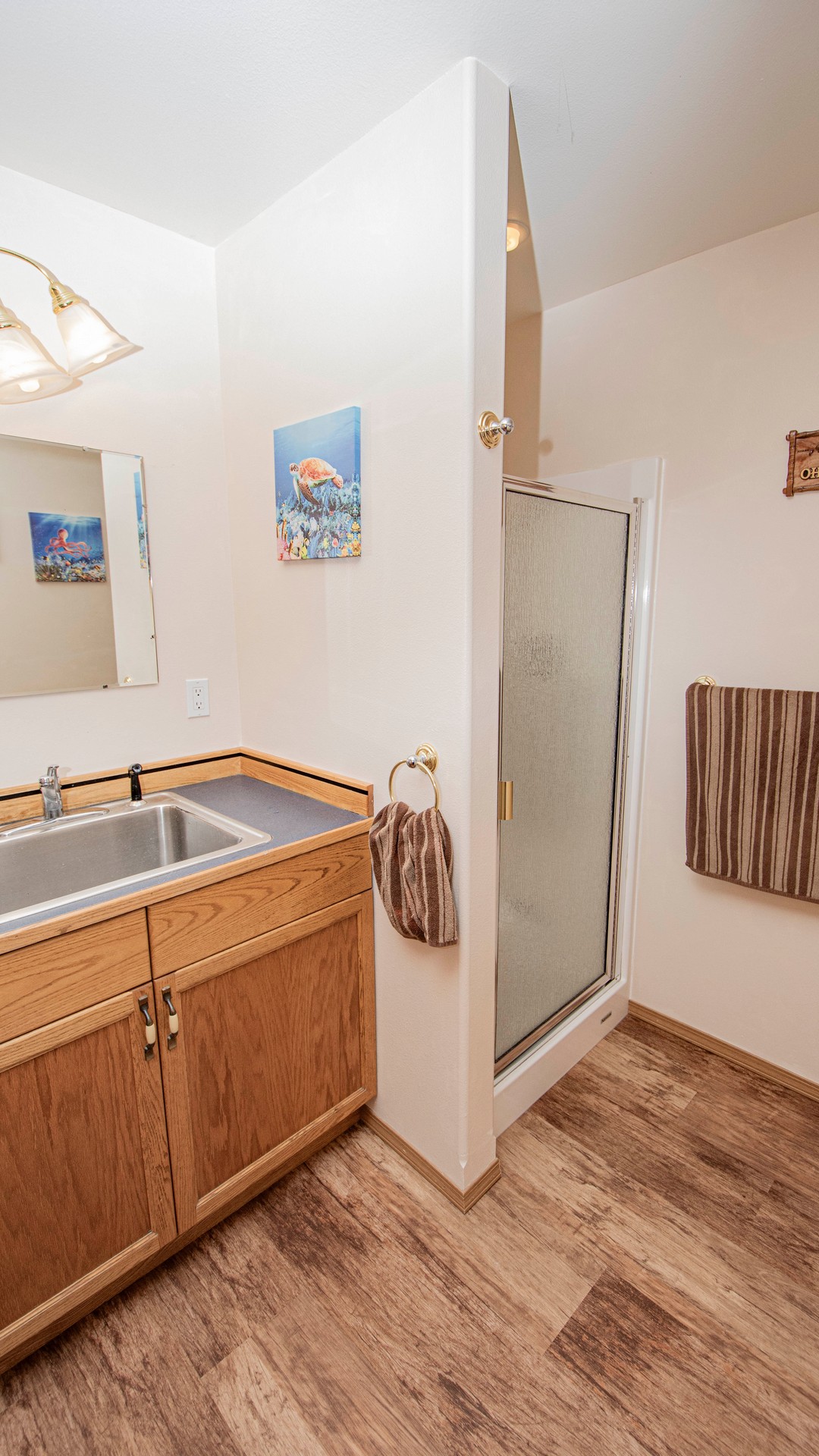Bonners Ferry, Idaho, 83805, United States, 4 Bedrooms Bedrooms, ,4 BathroomsBathrooms,Residential,For Sale,1920426