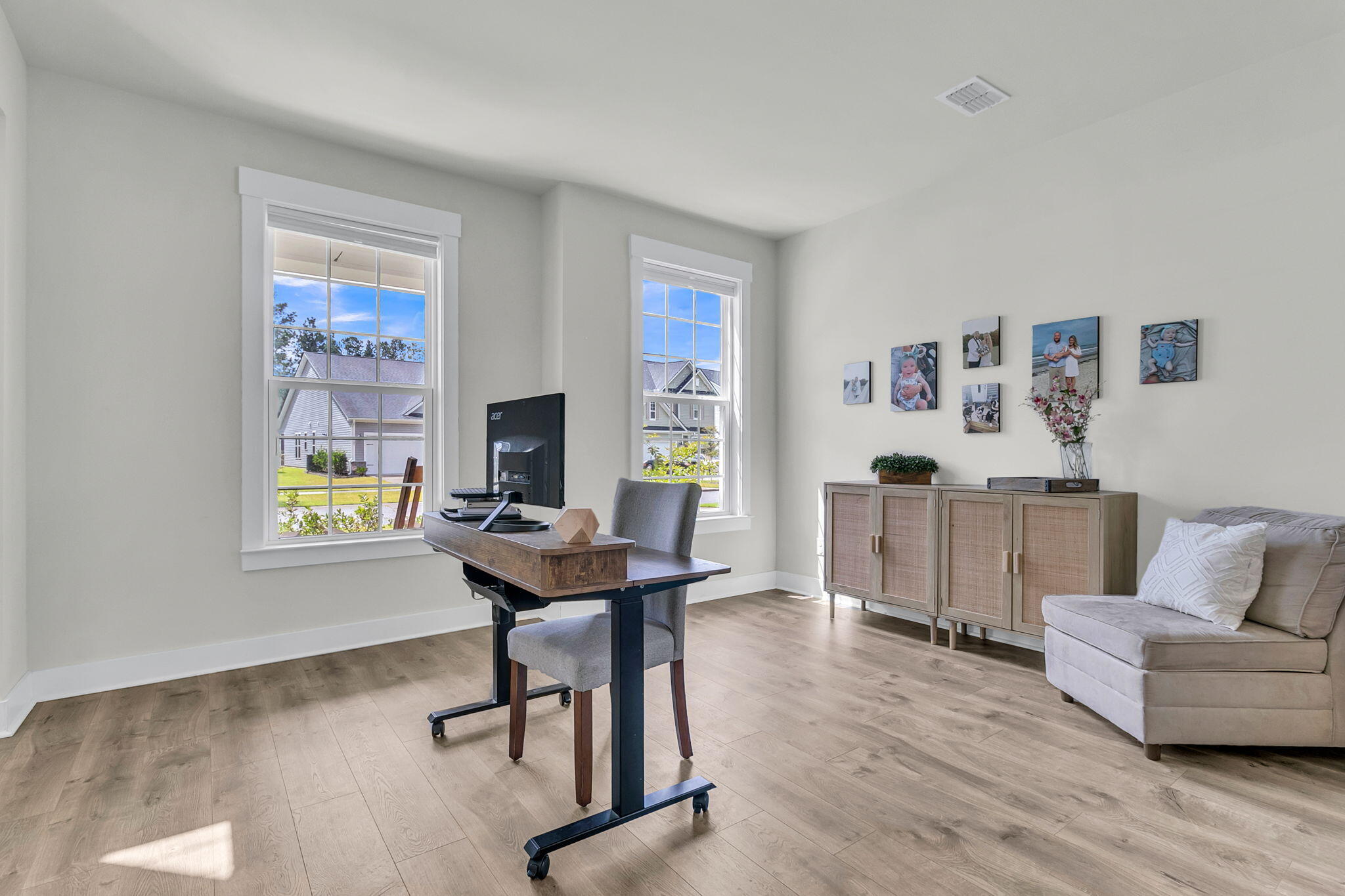 Summerville, South Carolina, 29486, United States, 4 Bedrooms Bedrooms, ,4 BathroomsBathrooms,Residential,For Sale,2005270