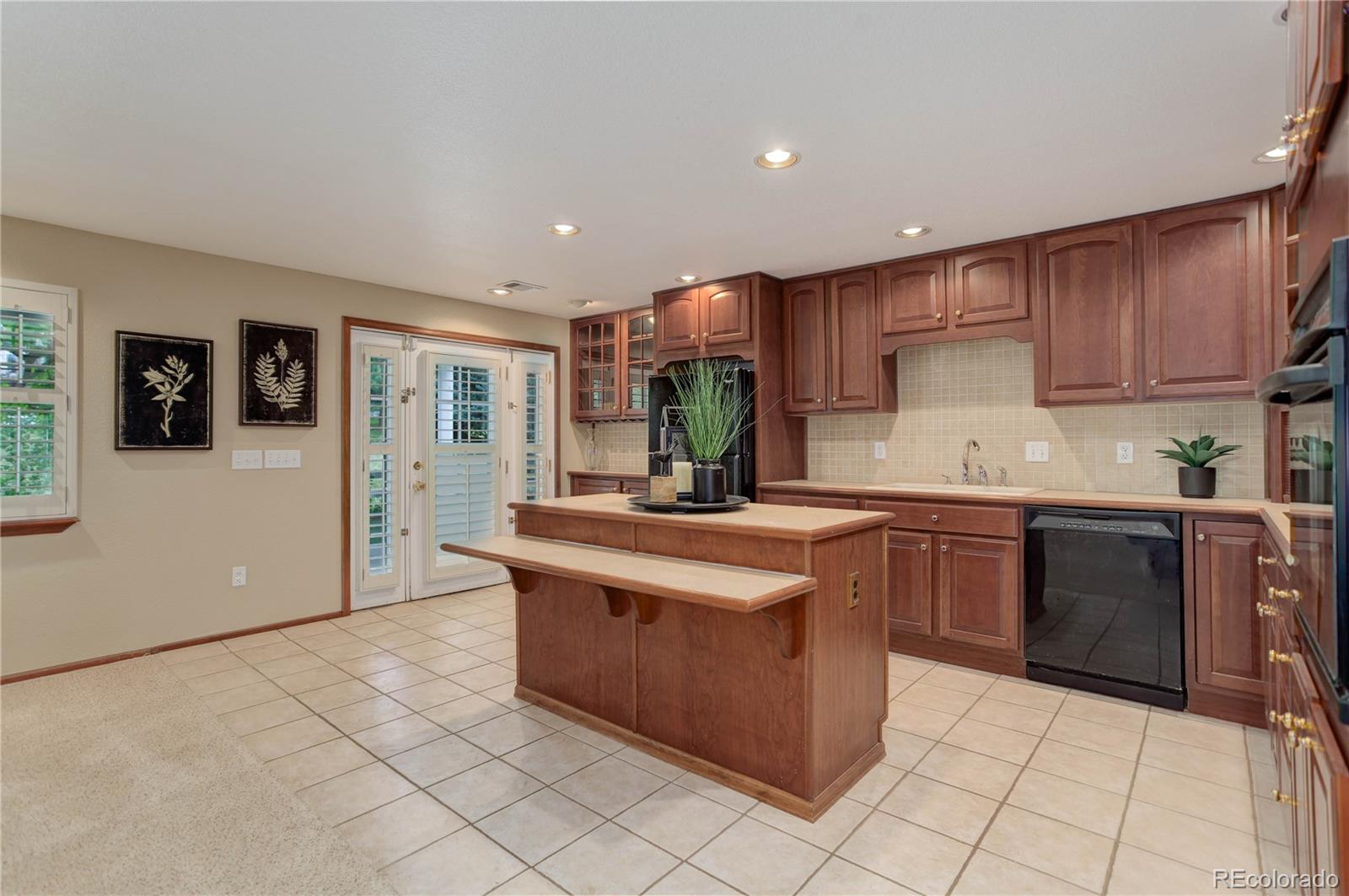 Lone Tree, Colorado, 80124, United States, 6 Bedrooms Bedrooms, ,4 BathroomsBathrooms,Residential,For Sale,1766580