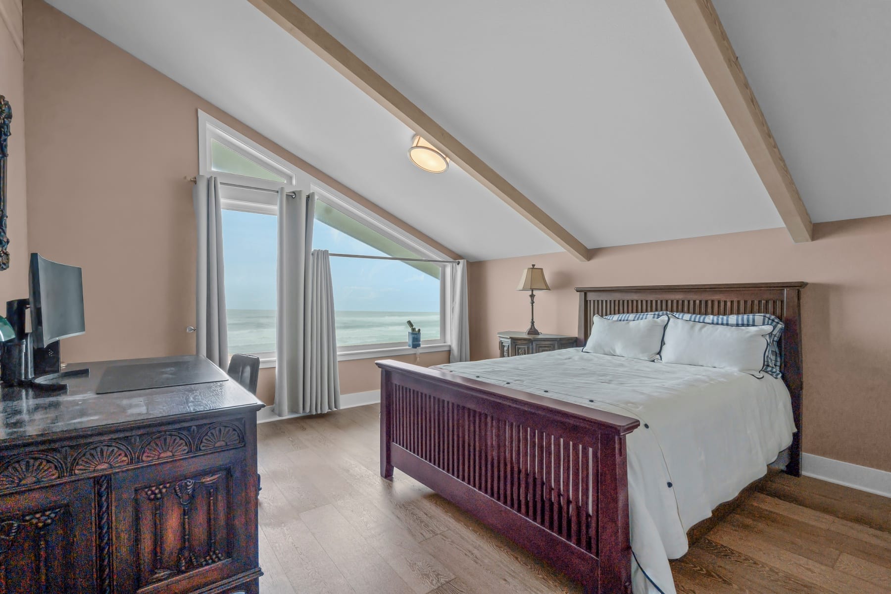  1068 NW 6TH CT Lincoln City, OR 97367 - 物件實景