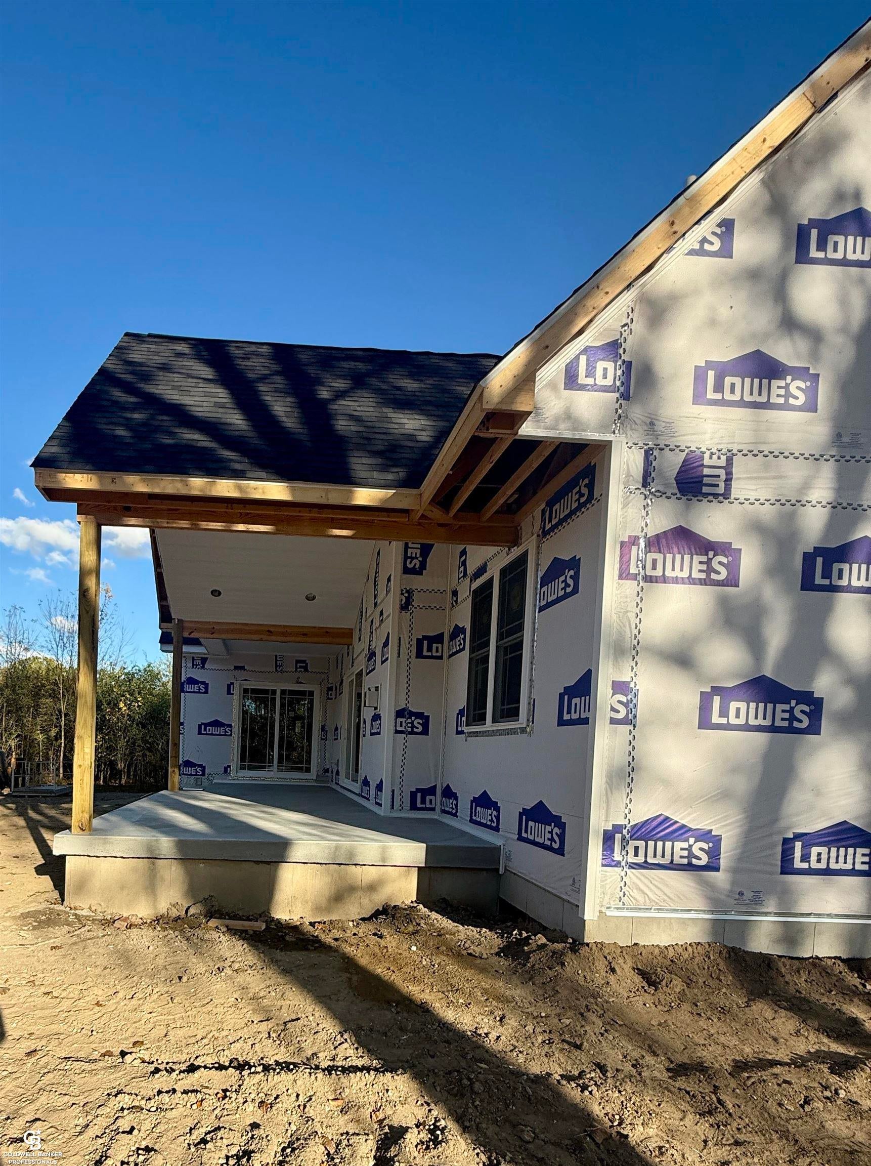 Saint Clair, Michigan, 48079, United States, 5 Bedrooms Bedrooms, ,3 BathroomsBathrooms,Residential,For Sale,1868315