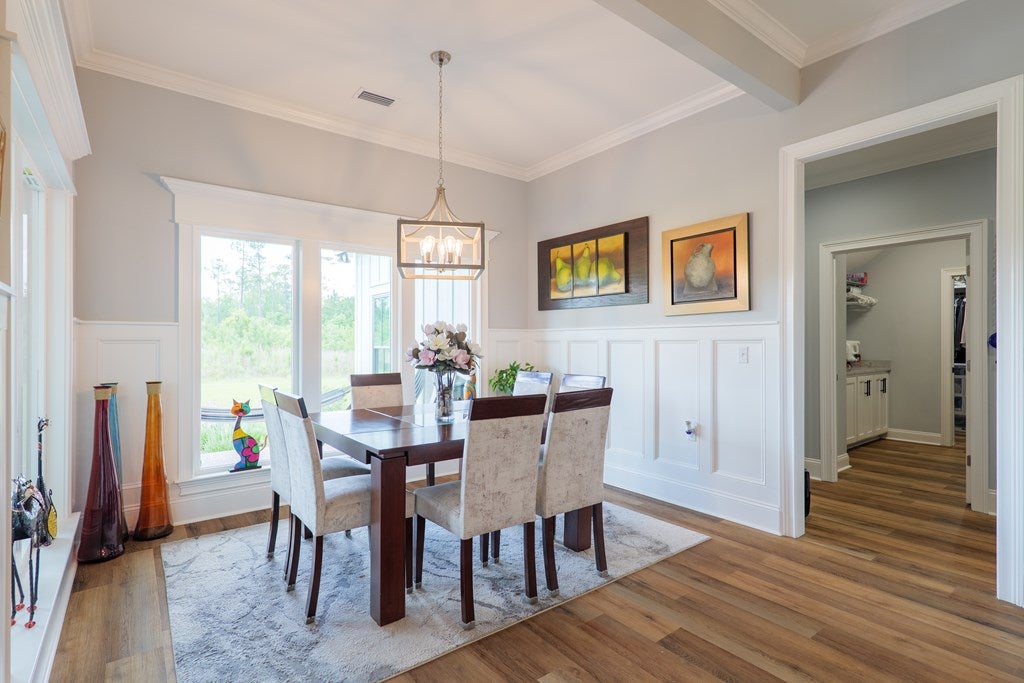 Valdosta, Georgia, 31601, United States, 4 Bedrooms Bedrooms, ,5 BathroomsBathrooms,Residential,For Sale,1991156