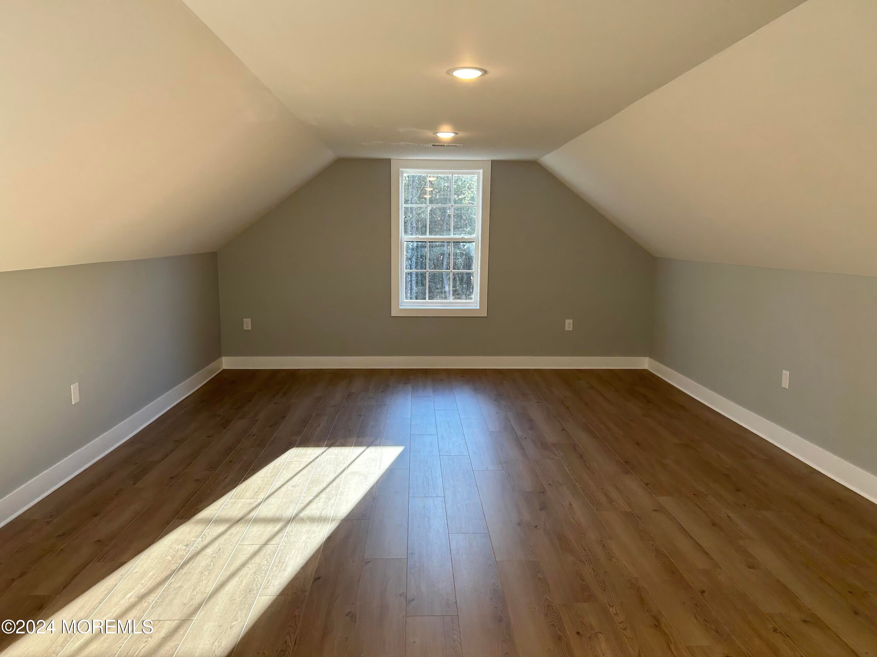 Whiting, New Jersey, 08759, United States, 4 Bedrooms Bedrooms, ,3 BathroomsBathrooms,Residential,For Sale,1878208