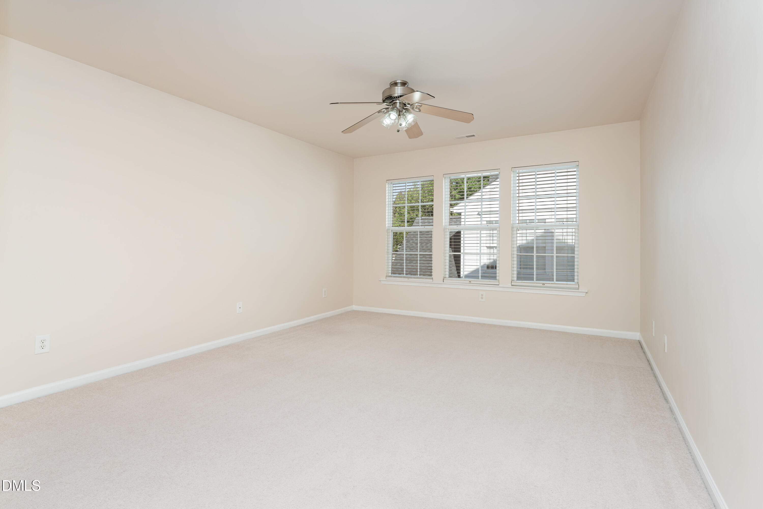 Raleigh, North Carolina, 27614, United States, 4 Bedrooms Bedrooms, ,3 BathroomsBathrooms,Residential,For Sale,1961308