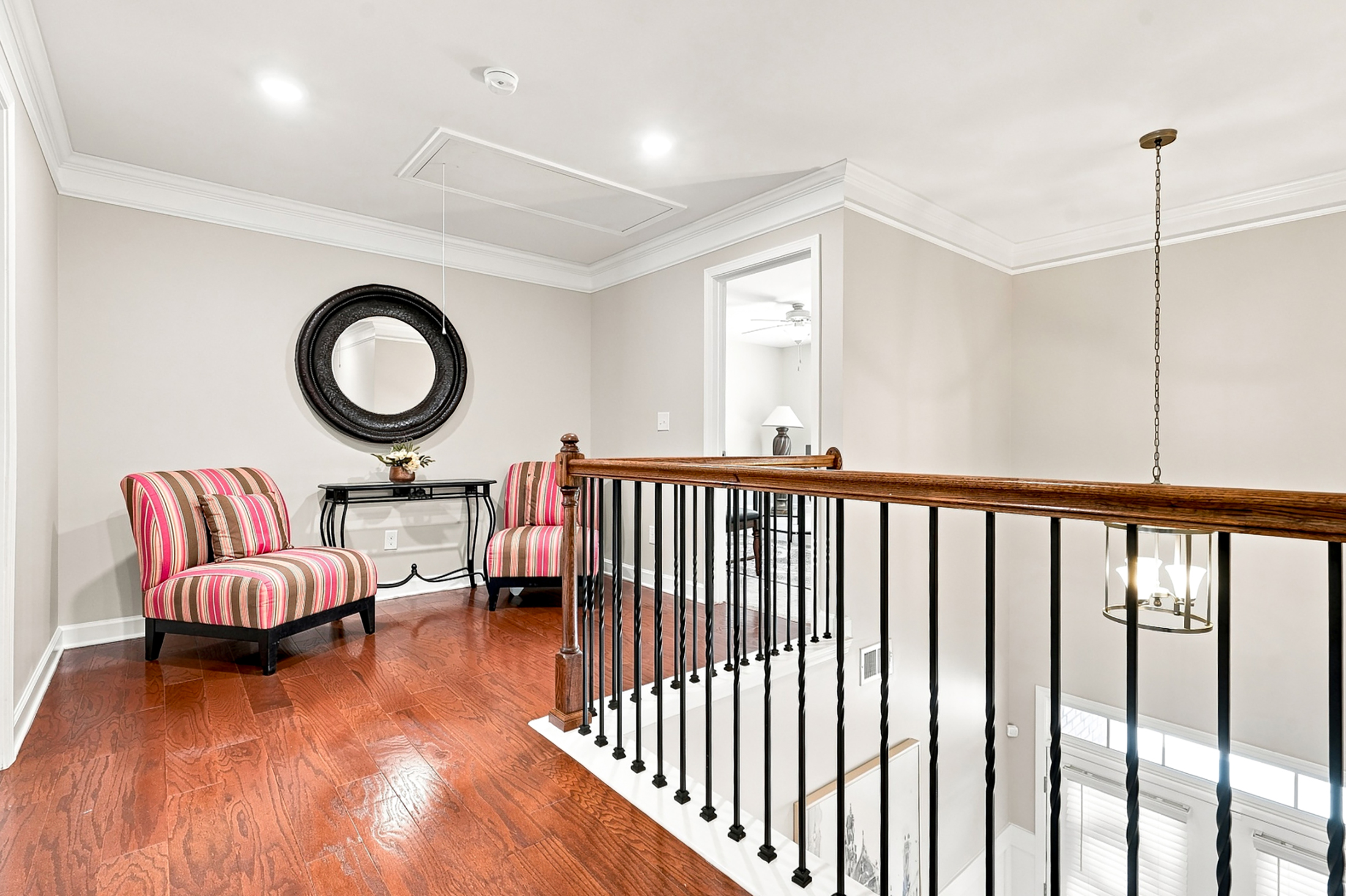  Exceptional Home in the Heart of Downtown Woodstock - 物件實景