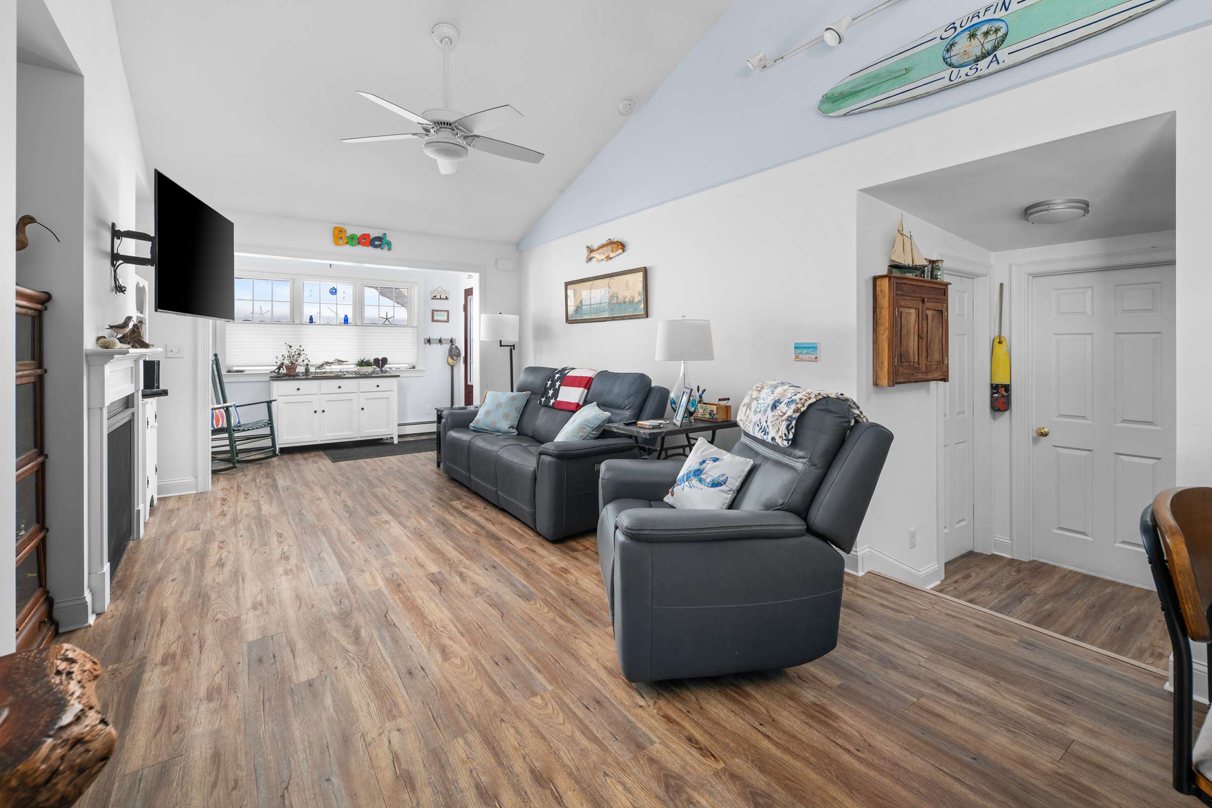  Quintessential Single Level Living Near Long Sands Beach in York - 物件實景