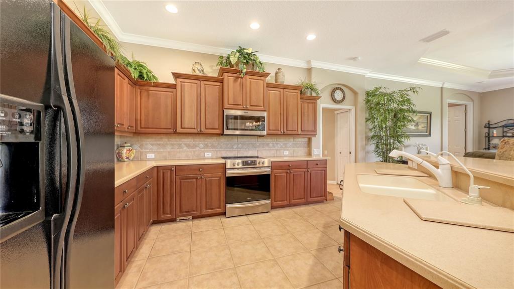 Sarasota, Florida, 34243, United States, 3 Bedrooms Bedrooms, ,3 BathroomsBathrooms,Residential,For Sale,1820877