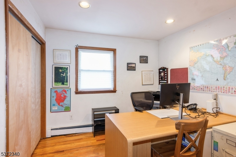 Mountainside Boro, New Jersey, 07092, United States, 5 Bedrooms Bedrooms, ,3 BathroomsBathrooms,Residential,For Sale,1901870