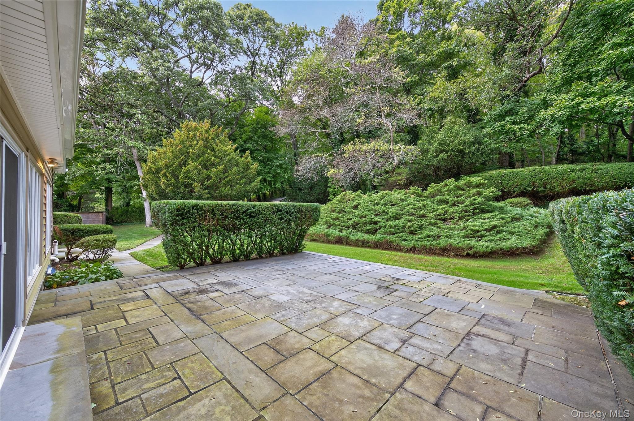  634 Park Avenue, Huntington, NY, 11743 - 物件實景