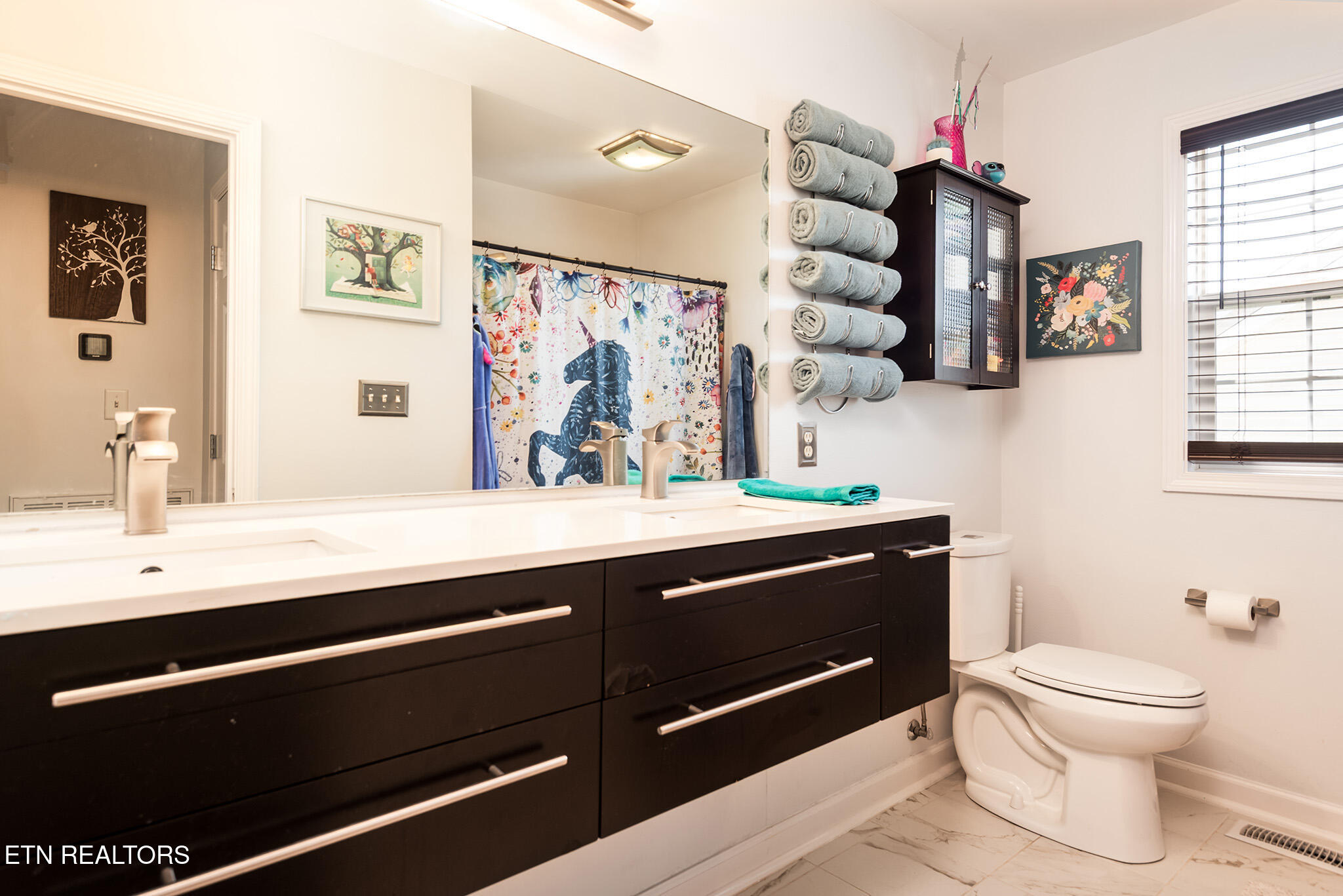 Knoxville, Tennessee, 37919, United States, 3 Bedrooms Bedrooms, ,3 BathroomsBathrooms,Residential,For Sale,1975147