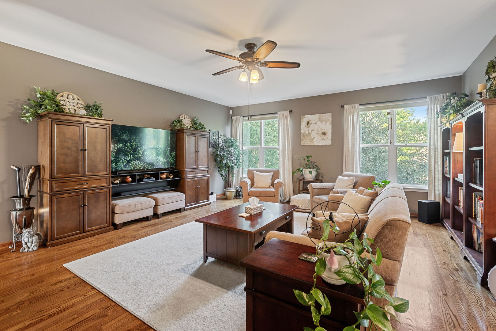McHenry, Illinois, 60051, United States, 5 Bedrooms Bedrooms, ,5 BathroomsBathrooms,Residential,For Sale,1912469