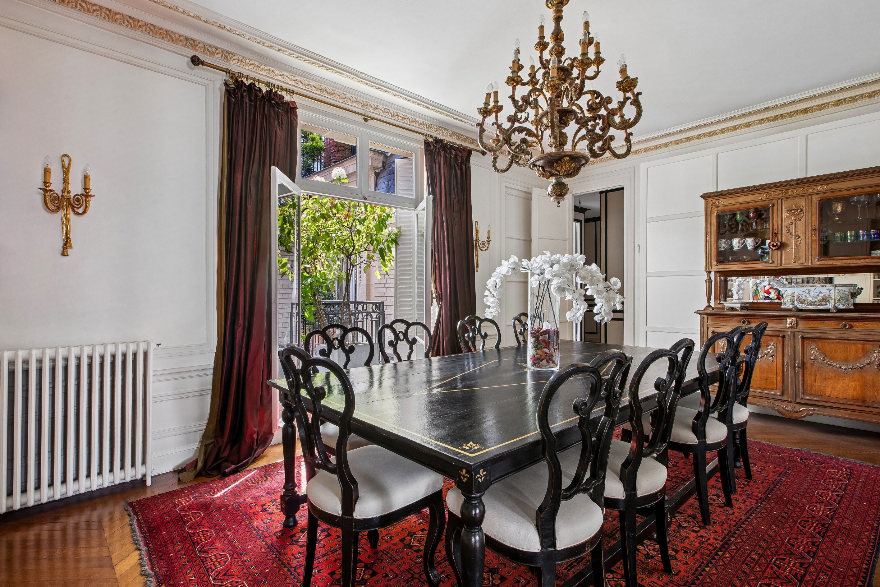  Elegant 262m² Apartment with Expansive Views in 16th Arrondissement - 物件實景