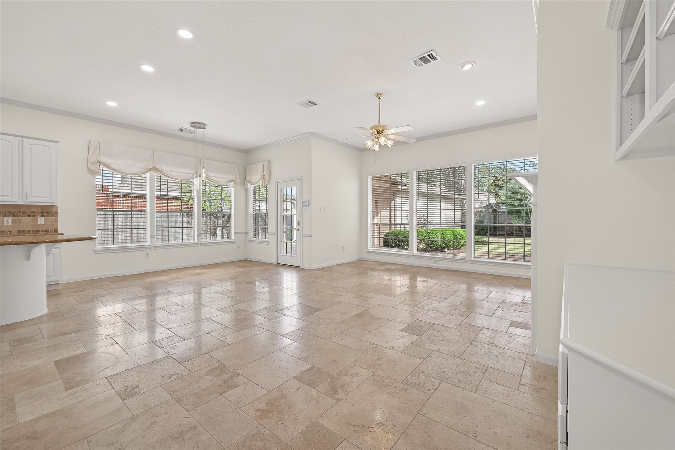 Sugar Land, Texas, 77479, United States, 4 Bedrooms Bedrooms, ,4 BathroomsBathrooms,Residential,For Sale,2006249