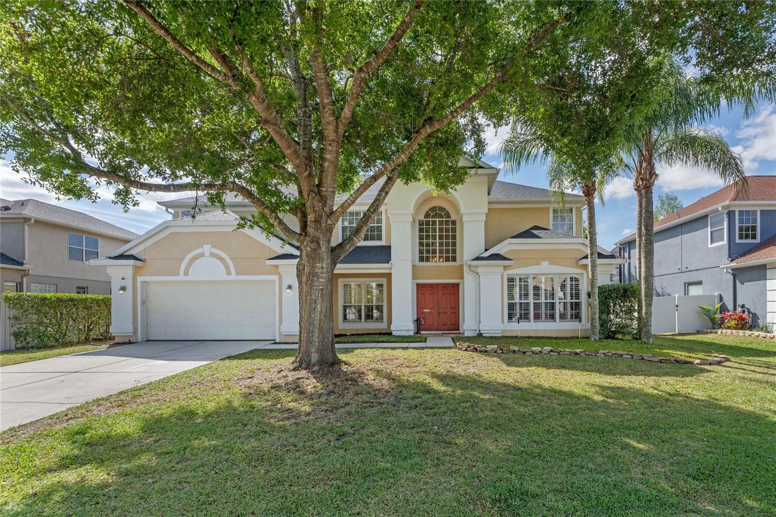 OVIEDO, Florida, 32765, United States, 5 Bedrooms Bedrooms, ,4 BathroomsBathrooms,Residential,For Sale,1980117