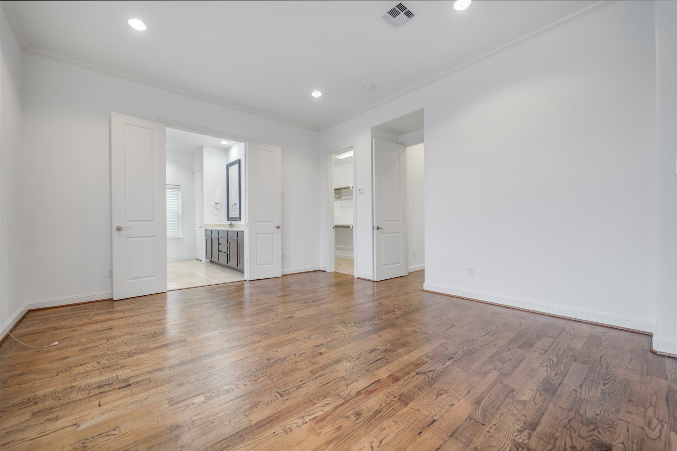 Houston, Texas, 77080, United States, 3 Bedrooms Bedrooms, ,5 BathroomsBathrooms,Residential,For Sale,1939348